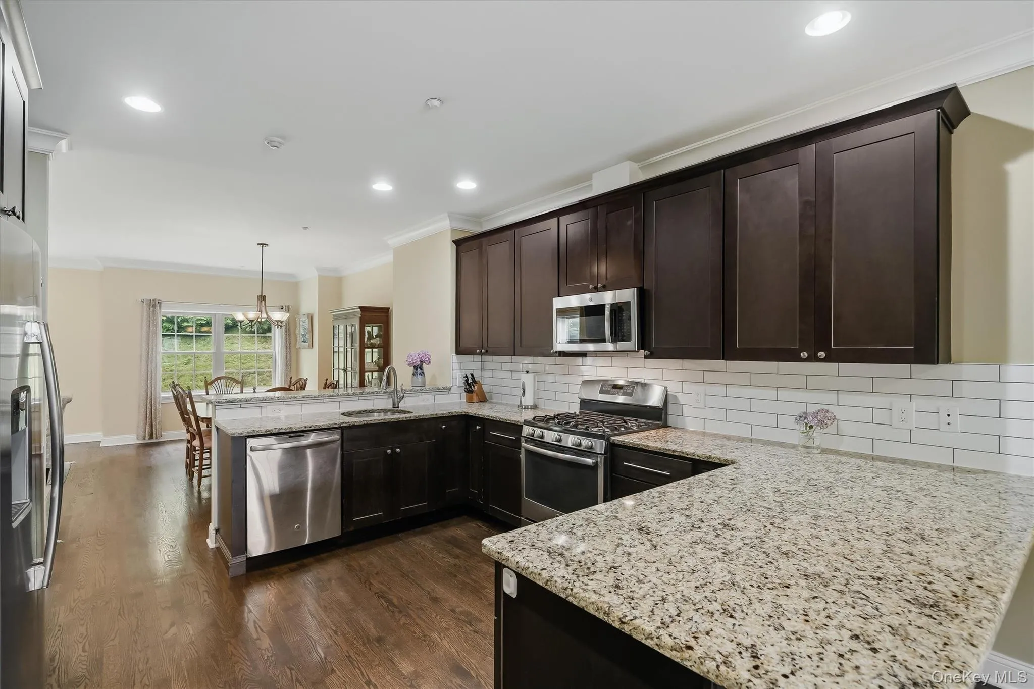 4 Preserve Court, Greenburgh, NY, 3 Bedrooms Bedrooms, 8 Rooms Rooms,2 BathroomsBathrooms,Residential,For Rent,Preserve,0,1036350 4 Preserve Court, Greenburgh, NY, 3 Bedrooms Bedrooms, 8 Rooms Rooms,2 BathroomsBathrooms,Residential,For Rent,Preserve,0,1036350