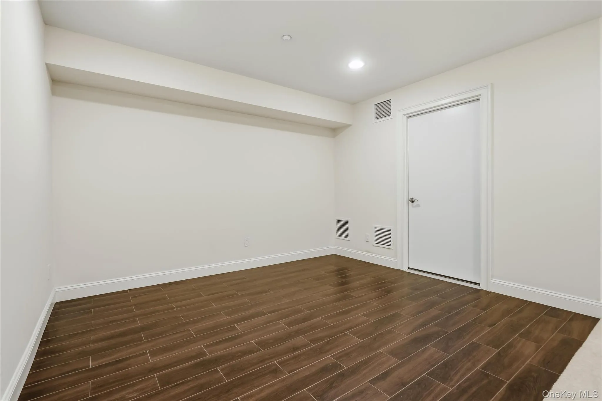 4 Preserve Court, Greenburgh, NY, 3 Bedrooms Bedrooms, 8 Rooms Rooms,2 BathroomsBathrooms,Residential,For Rent,Preserve,0,1036350 4 Preserve Court, Greenburgh, NY, 3 Bedrooms Bedrooms, 8 Rooms Rooms,2 BathroomsBathrooms,Residential,For Rent,Preserve,0,1036350