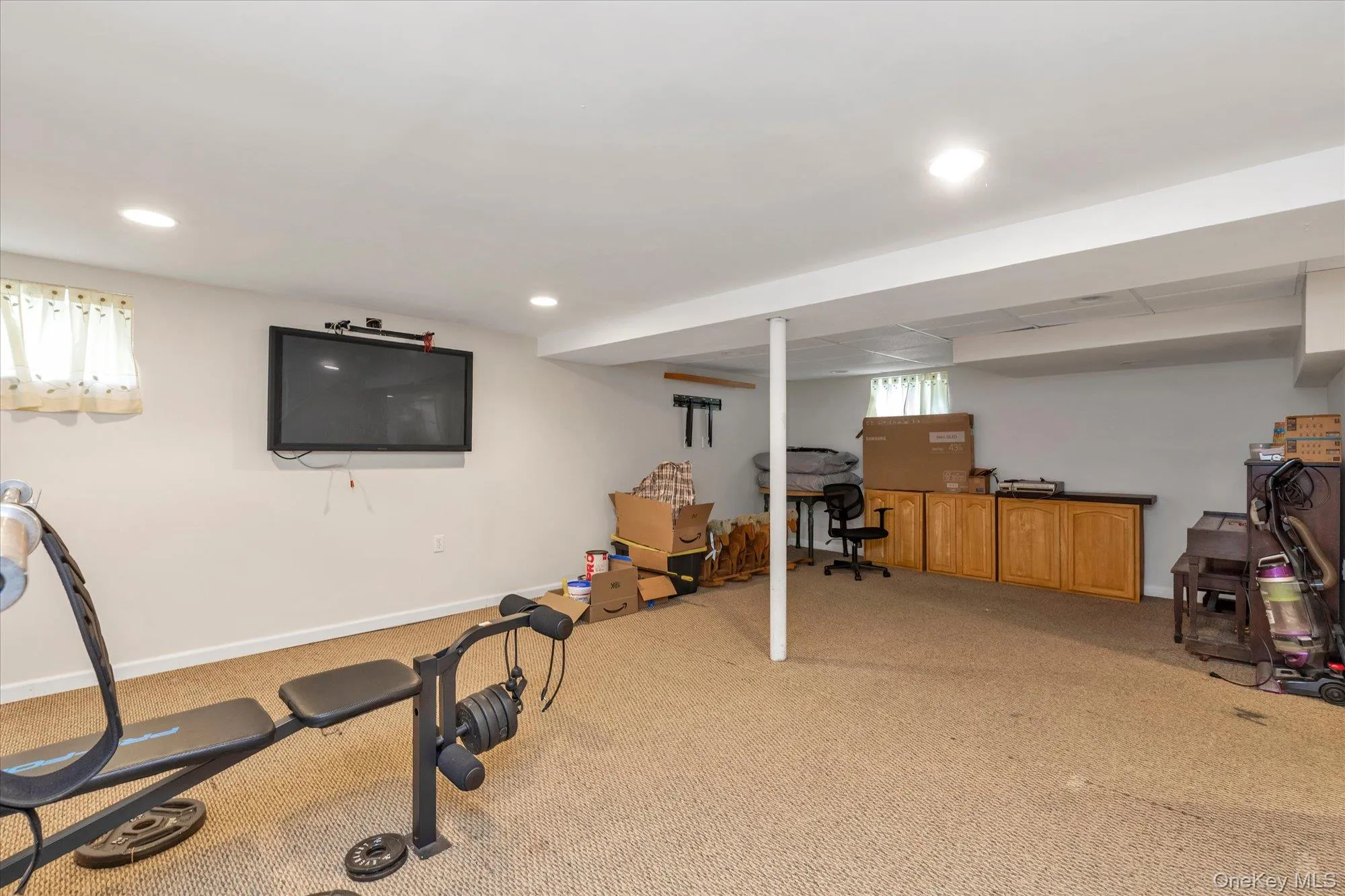 1 Windsor Place, Hempstead, NY, 6 Bedrooms Bedrooms, 10 Rooms Rooms,3 BathroomsBathrooms,Residential,For Rent,Windsor,0,1036351 1 Windsor Place, Hempstead, NY, 6 Bedrooms Bedrooms, 10 Rooms Rooms,3 BathroomsBathrooms,Residential,For Rent,Windsor,0,1036351