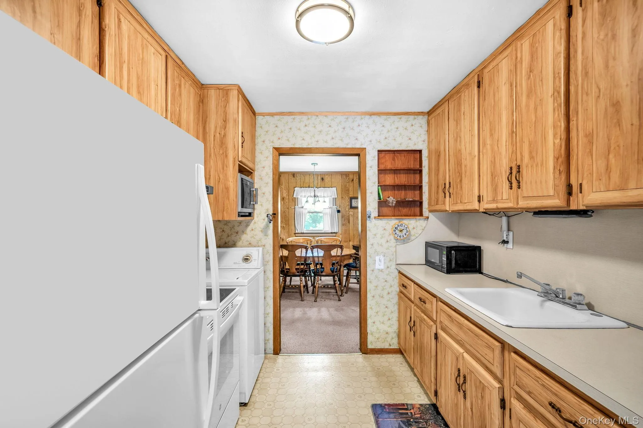 1 Bradish Lane, Babylon, NY, 3 Bedrooms Bedrooms, 6 Rooms Rooms,1 BathroomBathrooms,Residential,For Rent,Bradish,0,1036352 1 Bradish Lane, Babylon, NY, 3 Bedrooms Bedrooms, 6 Rooms Rooms,1 BathroomBathrooms,Residential,For Rent,Bradish,0,1036352