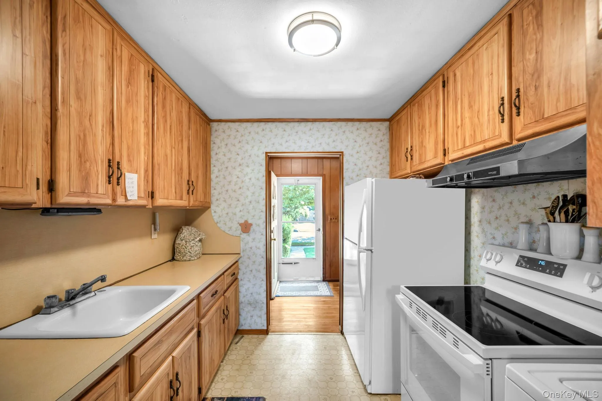 1 Bradish Lane, Babylon, NY, 3 Bedrooms Bedrooms, 6 Rooms Rooms,1 BathroomBathrooms,Residential,For Rent,Bradish,0,1036352 1 Bradish Lane, Babylon, NY, 3 Bedrooms Bedrooms, 6 Rooms Rooms,1 BathroomBathrooms,Residential,For Rent,Bradish,0,1036352