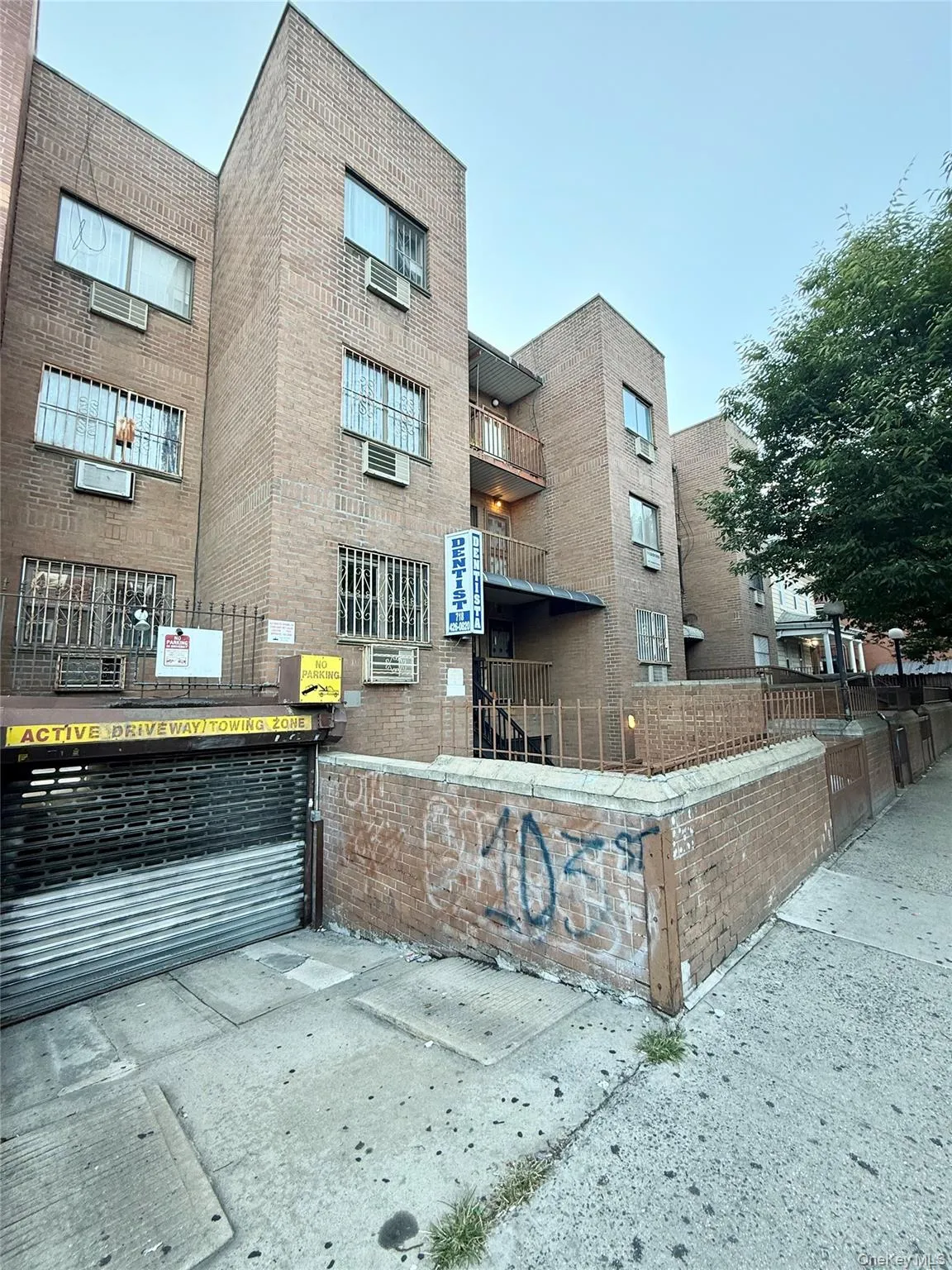 37-30 103rd Street, New York, NY, 2 Bedrooms Bedrooms, 5 Rooms Rooms,2 BathroomsBathrooms,Residential,For Rent,103rd,0,1036353 37-30 103rd Street, New York, NY, 2 Bedrooms Bedrooms, 5 Rooms Rooms,2 BathroomsBathrooms,Residential,For Rent,103rd,0,1036353