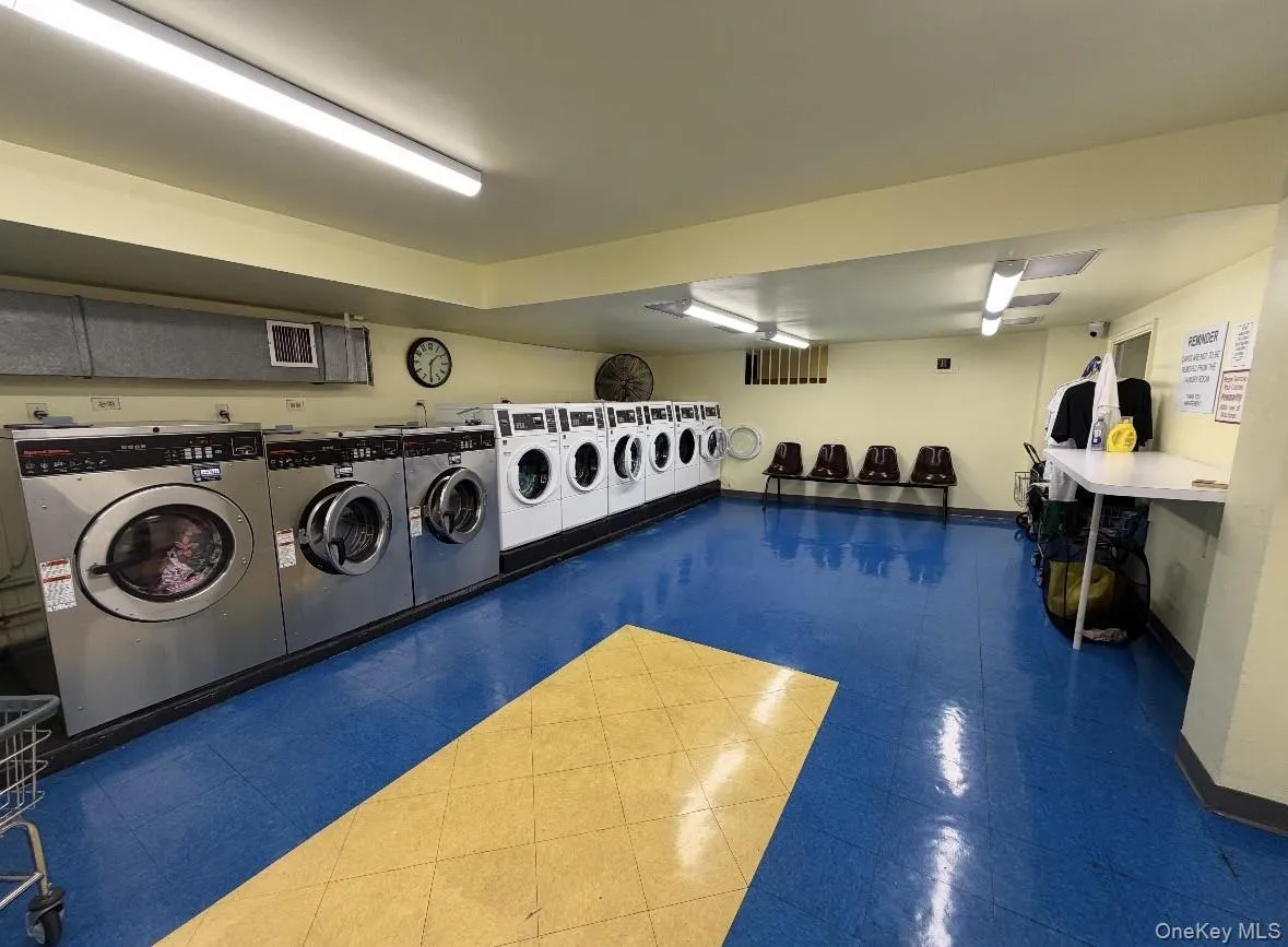 139-15 83rd Avenue, New York, NY, 1 Bedroom Bedrooms, 3 Rooms Rooms,1 BathroomBathrooms,Residential,For Rent,83rd,0,1036355 139-15 83rd Avenue, New York, NY, 1 Bedroom Bedrooms, 3 Rooms Rooms,1 BathroomBathrooms,Residential,For Rent,83rd,0,1036355