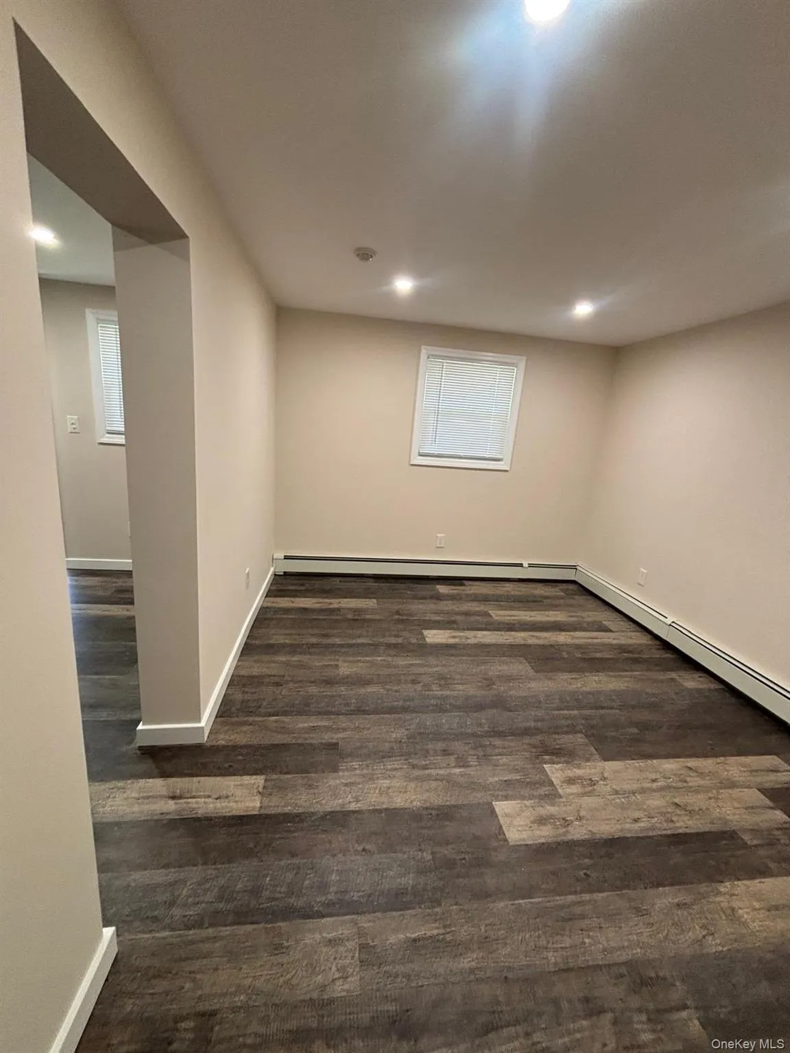 16 Bellport Street, Brookhaven, NY, 1 Bedroom Bedrooms, 2 Rooms Rooms,1 BathroomBathrooms,Residential Lease,For Rent,Bellport Street,0,1036358 16 Bellport Street, Brookhaven, NY, 1 Bedroom Bedrooms, 2 Rooms Rooms,1 BathroomBathrooms,Residential Lease,For Rent,Bellport Street,0,1036358