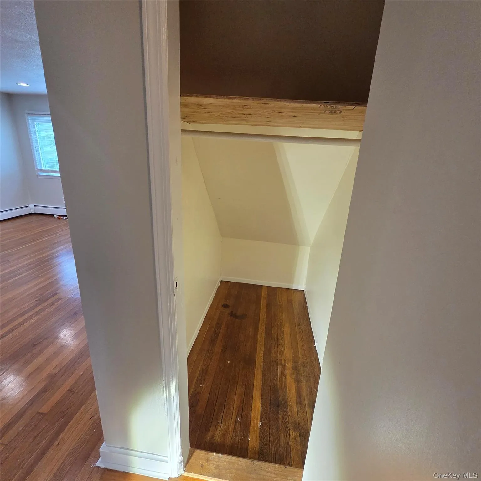 3 Fishkill Glen Drive, Fishkill, NY, 2 Bedrooms Bedrooms, 5 Rooms Rooms,1 BathroomBathrooms,Residential Lease,For Rent,Fishkill Glen,0,1036362 3 Fishkill Glen Drive, Fishkill, NY, 2 Bedrooms Bedrooms, 5 Rooms Rooms,1 BathroomBathrooms,Residential Lease,For Rent,Fishkill Glen,0,1036362