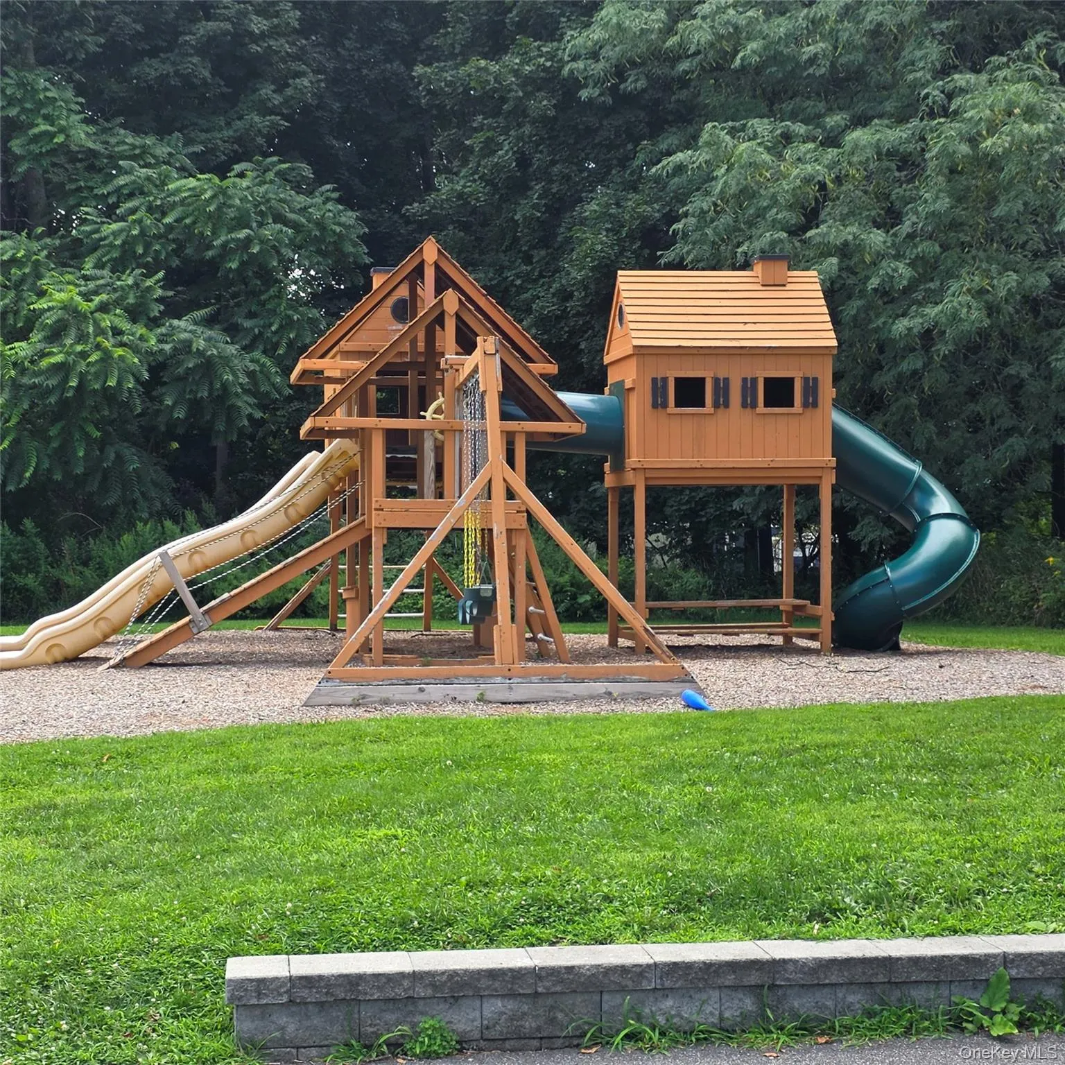 3 Fishkill Glen Drive, Fishkill, NY, 2 Bedrooms Bedrooms, 5 Rooms Rooms,1 BathroomBathrooms,Residential Lease,For Rent,Fishkill Glen,0,1036362 3 Fishkill Glen Drive, Fishkill, NY, 2 Bedrooms Bedrooms, 5 Rooms Rooms,1 BathroomBathrooms,Residential Lease,For Rent,Fishkill Glen,0,1036362