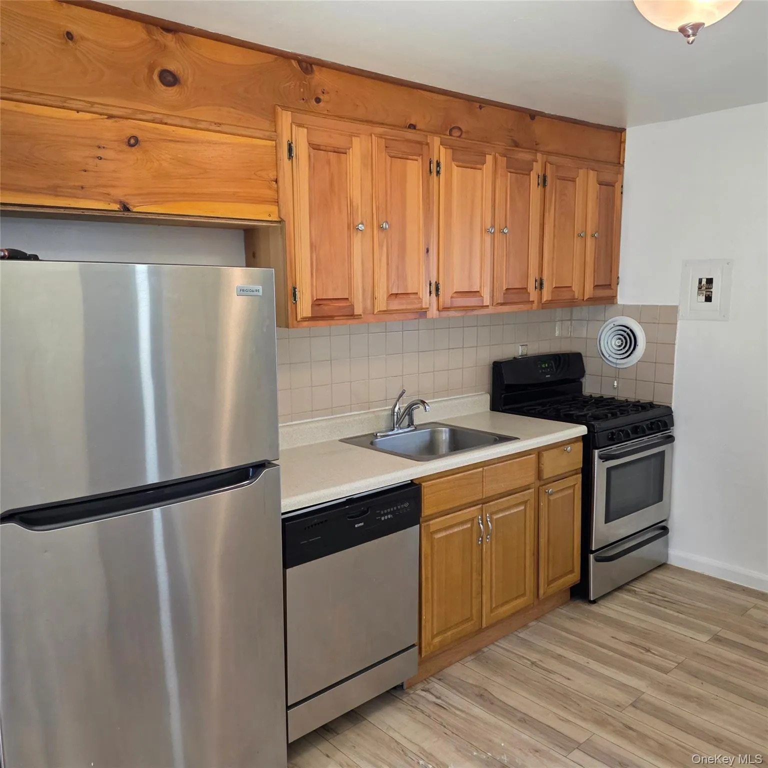 3 Fishkill Glen Drive, Fishkill, NY, 2 Bedrooms Bedrooms, 5 Rooms Rooms,1 BathroomBathrooms,Residential Lease,For Rent,Fishkill Glen,0,1036362 3 Fishkill Glen Drive, Fishkill, NY, 2 Bedrooms Bedrooms, 5 Rooms Rooms,1 BathroomBathrooms,Residential Lease,For Rent,Fishkill Glen,0,1036362
