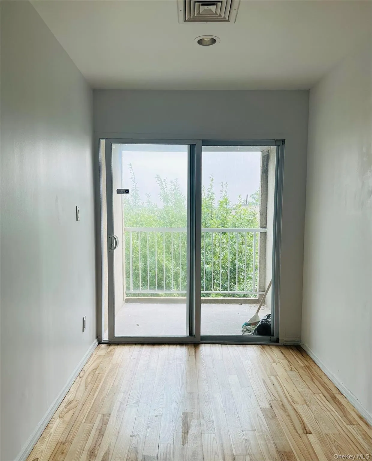 10009 39th Avenue, New York, NY, 2 Bedrooms Bedrooms, 4 Rooms Rooms,2 BathroomsBathrooms,Residential Lease,For Rent,39th,0,1036364 10009 39th Avenue, New York, NY, 2 Bedrooms Bedrooms, 4 Rooms Rooms,2 BathroomsBathrooms,Residential Lease,For Rent,39th,0,1036364
