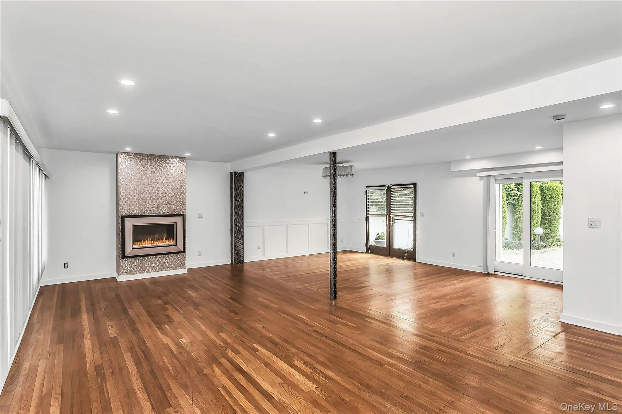 14962 Powells Cove Boulevard, New York, NY, 4 Bedrooms Bedrooms, 8 Rooms Rooms,4 BathroomsBathrooms,Residential,For Rent,Powells Cove,0,1036365 14962 Powells Cove Boulevard, New York, NY, 4 Bedrooms Bedrooms, 8 Rooms Rooms,4 BathroomsBathrooms,Residential,For Rent,Powells Cove,0,1036365