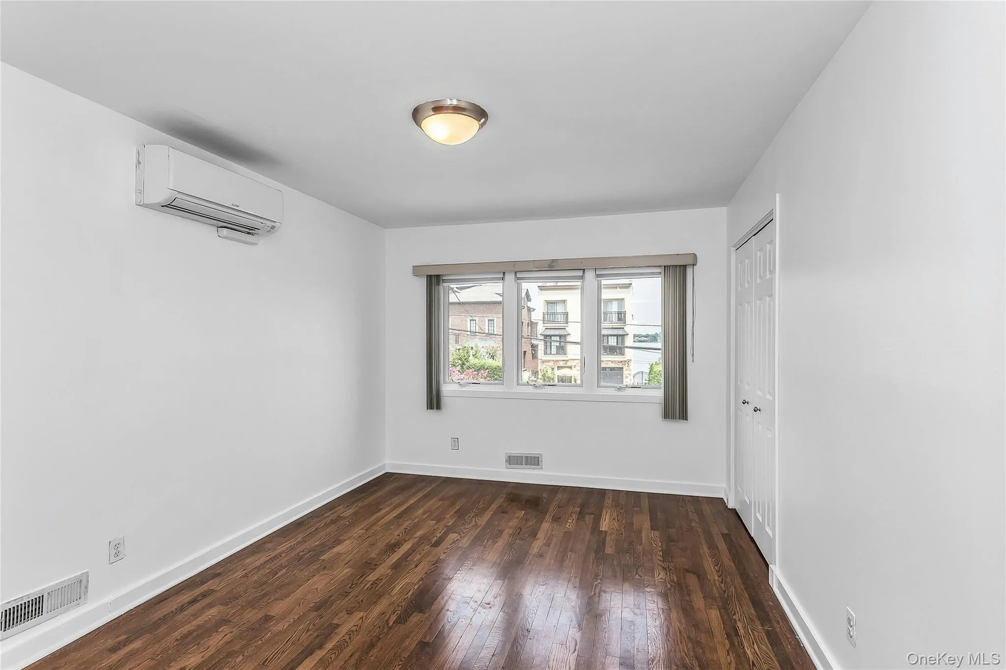 14962 Powells Cove Boulevard, New York, NY, 4 Bedrooms Bedrooms, 8 Rooms Rooms,4 BathroomsBathrooms,Residential,For Rent,Powells Cove,0,1036365 14962 Powells Cove Boulevard, New York, NY, 4 Bedrooms Bedrooms, 8 Rooms Rooms,4 BathroomsBathrooms,Residential,For Rent,Powells Cove,0,1036365