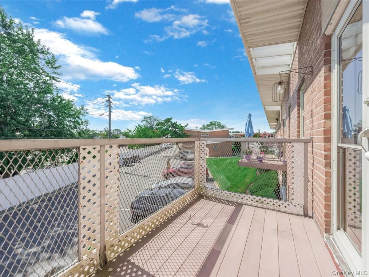4 Rose Street, Hempstead, NY, 1 Bedroom Bedrooms, 3 Rooms Rooms,1 BathroomBathrooms,Residential,For Rent,Rose,0,1036366 4 Rose Street, Hempstead, NY, 1 Bedroom Bedrooms, 3 Rooms Rooms,1 BathroomBathrooms,Residential,For Rent,Rose,0,1036366