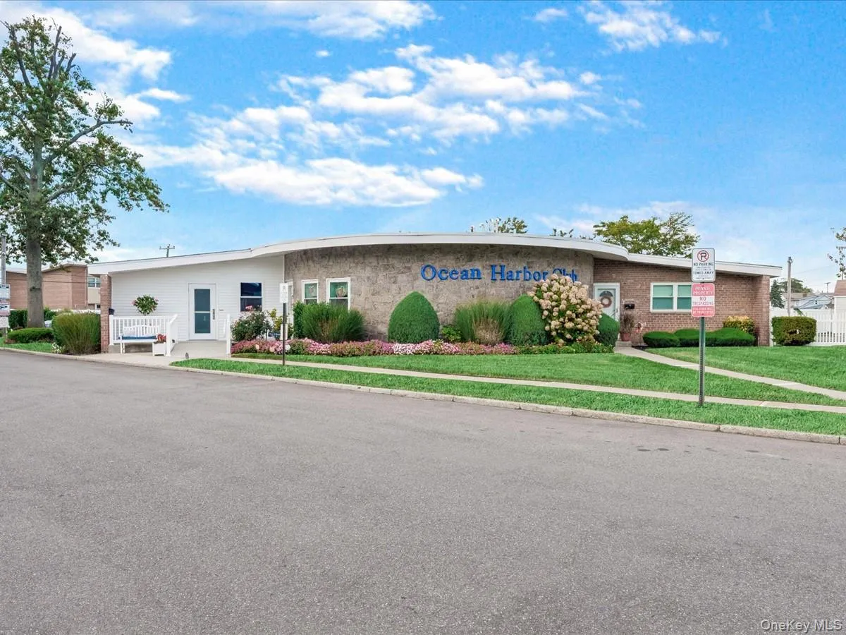 4 Rose Street, Hempstead, NY, 1 Bedroom Bedrooms, 3 Rooms Rooms,1 BathroomBathrooms,Residential,For Rent,Rose,0,1036366 4 Rose Street, Hempstead, NY, 1 Bedroom Bedrooms, 3 Rooms Rooms,1 BathroomBathrooms,Residential,For Rent,Rose,0,1036366