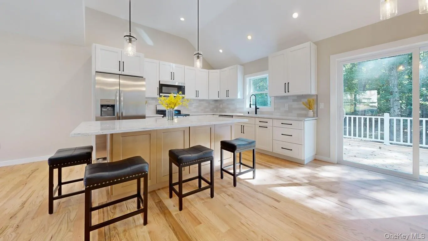 6 Scout Trail, Brookhaven, NY, 3 Bedrooms Bedrooms, 7 Rooms Rooms,2 BathroomsBathrooms,Residential,For Rent,Scout,0,1036370 6 Scout Trail, Brookhaven, NY, 3 Bedrooms Bedrooms, 7 Rooms Rooms,2 BathroomsBathrooms,Residential,For Rent,Scout,0,1036370