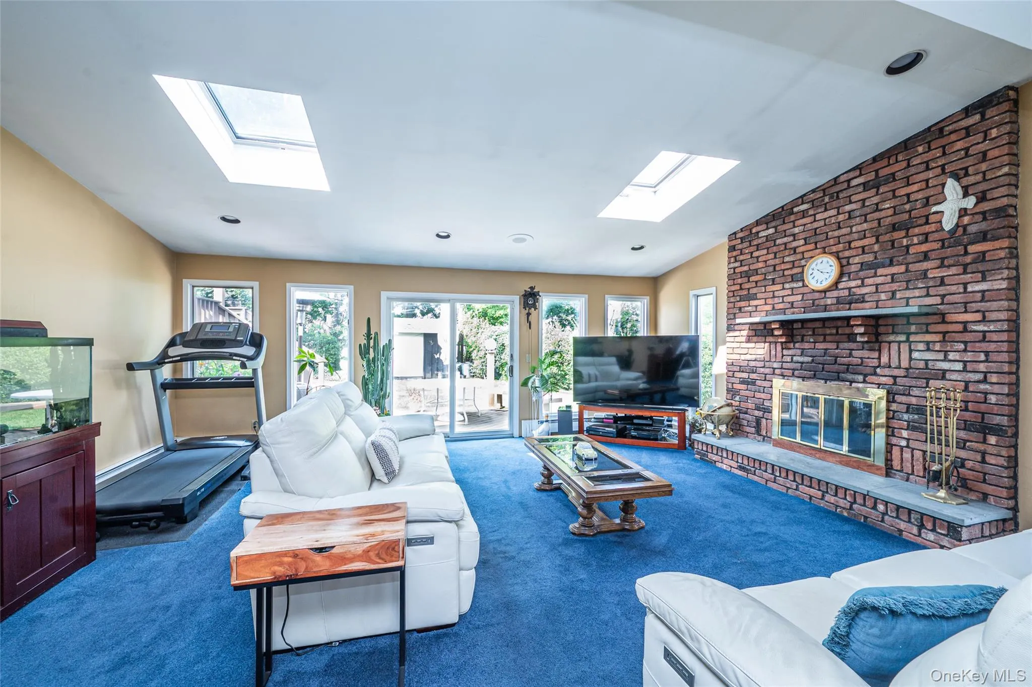38 Colony Lane, Oyster Bay, NY, 3 Bedrooms Bedrooms, 6 Rooms Rooms,2 BathroomsBathrooms,Residential,For Rent,Colony,0,1036380 38 Colony Lane, Oyster Bay, NY, 3 Bedrooms Bedrooms, 6 Rooms Rooms,2 BathroomsBathrooms,Residential,For Rent,Colony,0,1036380