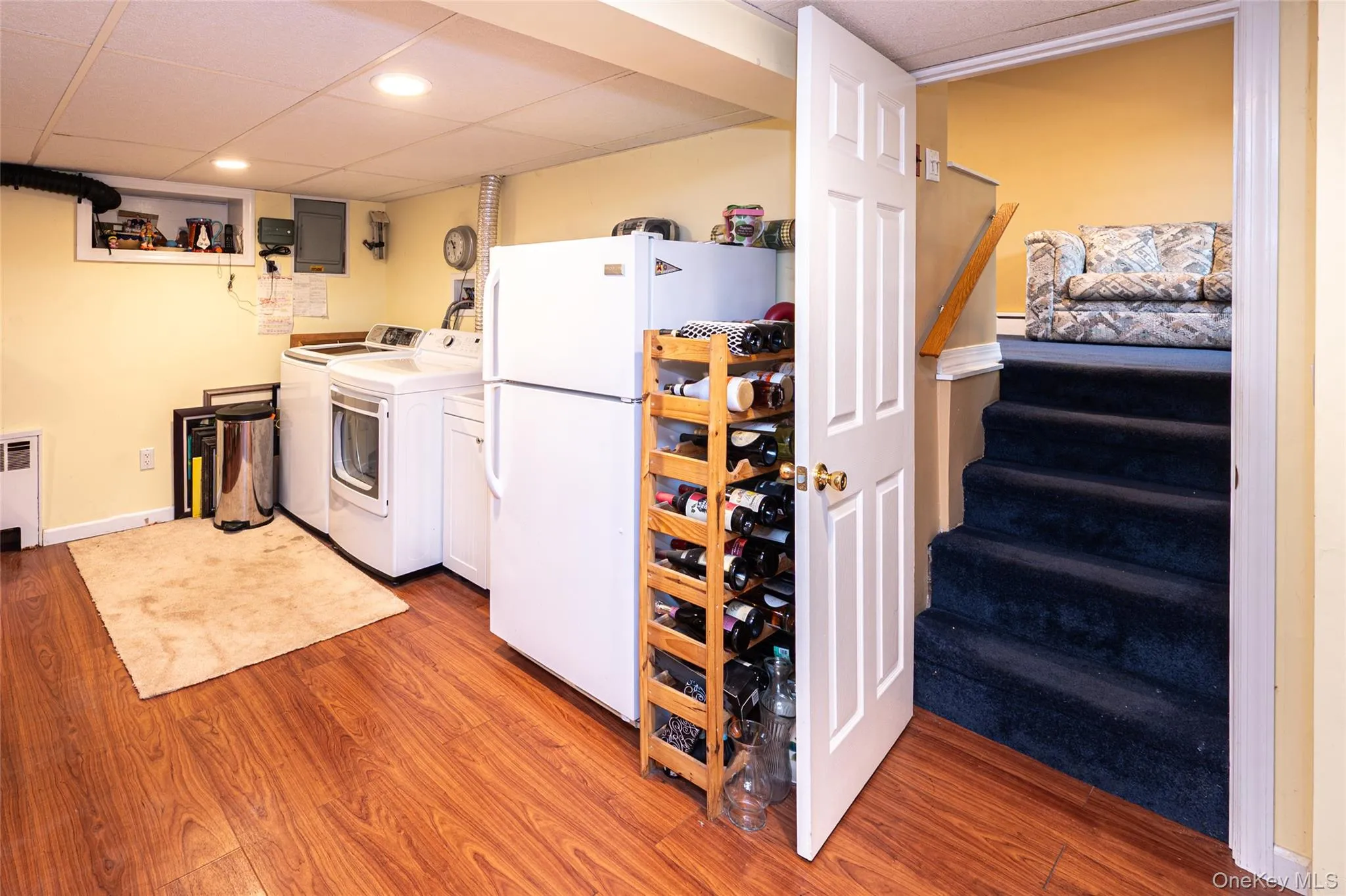 38 Colony Lane, Oyster Bay, NY, 3 Bedrooms Bedrooms, 6 Rooms Rooms,2 BathroomsBathrooms,Residential,For Rent,Colony,0,1036380 38 Colony Lane, Oyster Bay, NY, 3 Bedrooms Bedrooms, 6 Rooms Rooms,2 BathroomsBathrooms,Residential,For Rent,Colony,0,1036380