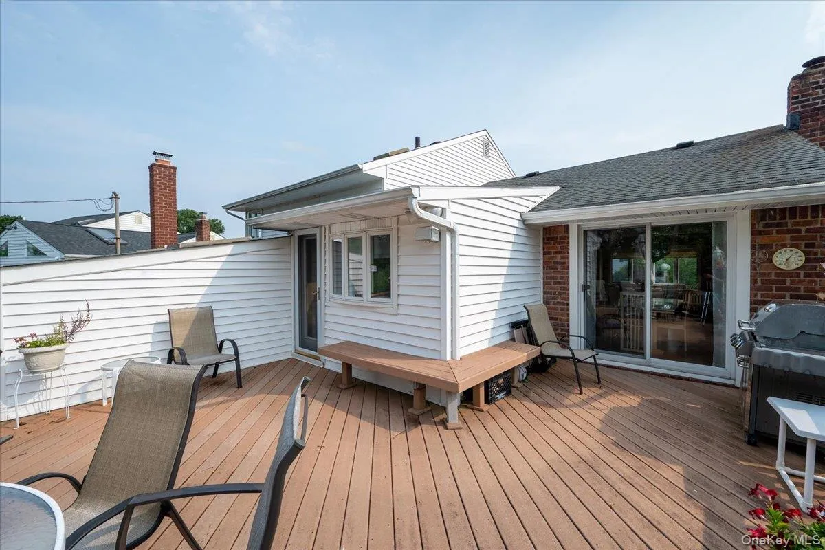 38 Colony Lane, Oyster Bay, NY, 3 Bedrooms Bedrooms, 6 Rooms Rooms,2 BathroomsBathrooms,Residential,For Rent,Colony,0,1036380 38 Colony Lane, Oyster Bay, NY, 3 Bedrooms Bedrooms, 6 Rooms Rooms,2 BathroomsBathrooms,Residential,For Rent,Colony,0,1036380