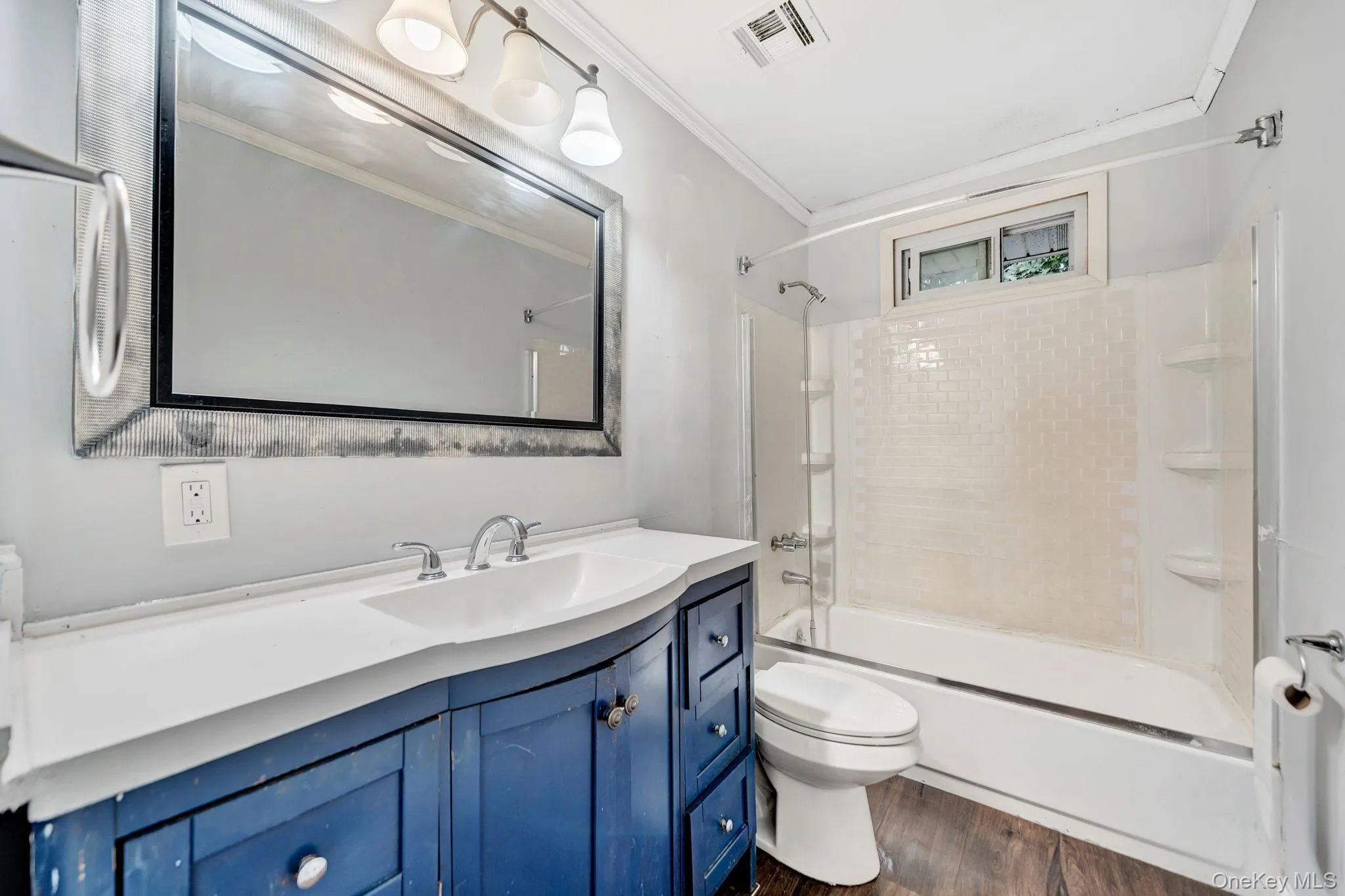 21 University Drive, Brookhaven, NY, 4 Bedrooms Bedrooms, 11 Rooms Rooms,2 BathroomsBathrooms,Residential,For Rent,University,0,1036382 21 University Drive, Brookhaven, NY, 4 Bedrooms Bedrooms, 11 Rooms Rooms,2 BathroomsBathrooms,Residential,For Rent,University,0,1036382