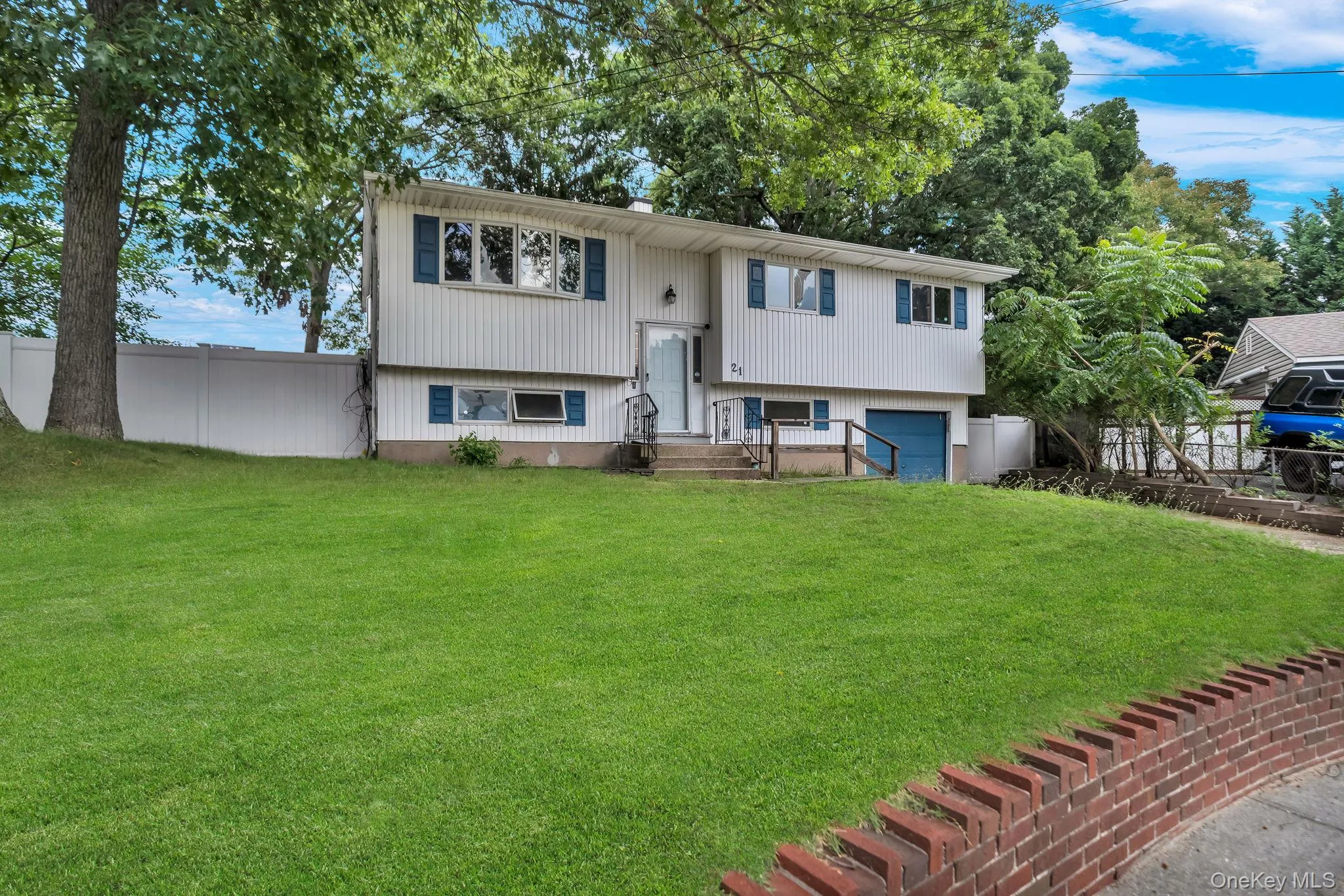 21 University Drive, Brookhaven, NY, 4 Bedrooms Bedrooms, 11 Rooms Rooms,2 BathroomsBathrooms,Residential,For Rent,University,0,1036382 21 University Drive, Brookhaven, NY, 4 Bedrooms Bedrooms, 11 Rooms Rooms,2 BathroomsBathrooms,Residential,For Rent,University,0,1036382