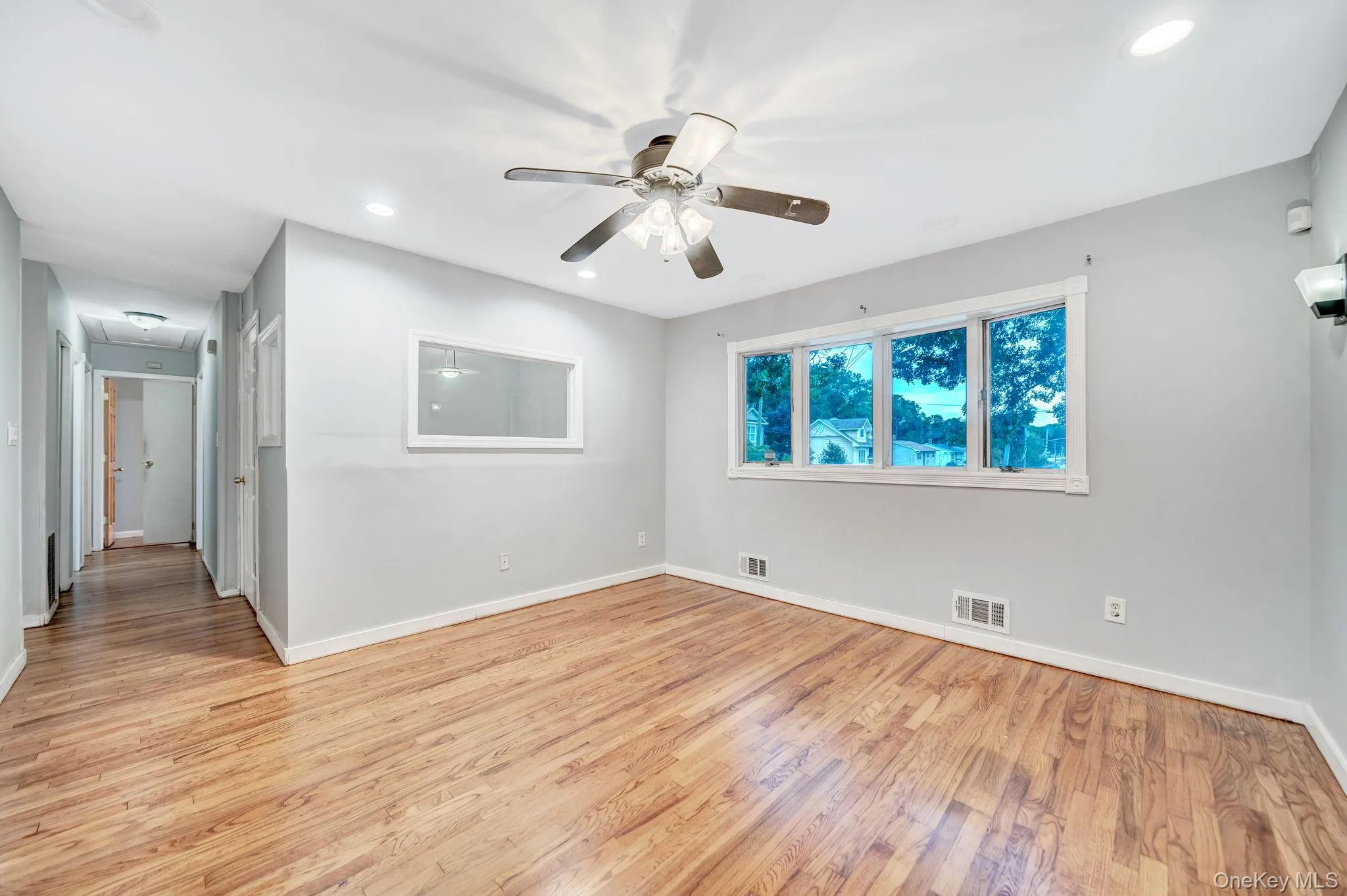 21 University Drive, Brookhaven, NY, 4 Bedrooms Bedrooms, 11 Rooms Rooms,2 BathroomsBathrooms,Residential,For Rent,University,0,1036382 21 University Drive, Brookhaven, NY, 4 Bedrooms Bedrooms, 11 Rooms Rooms,2 BathroomsBathrooms,Residential,For Rent,University,0,1036382