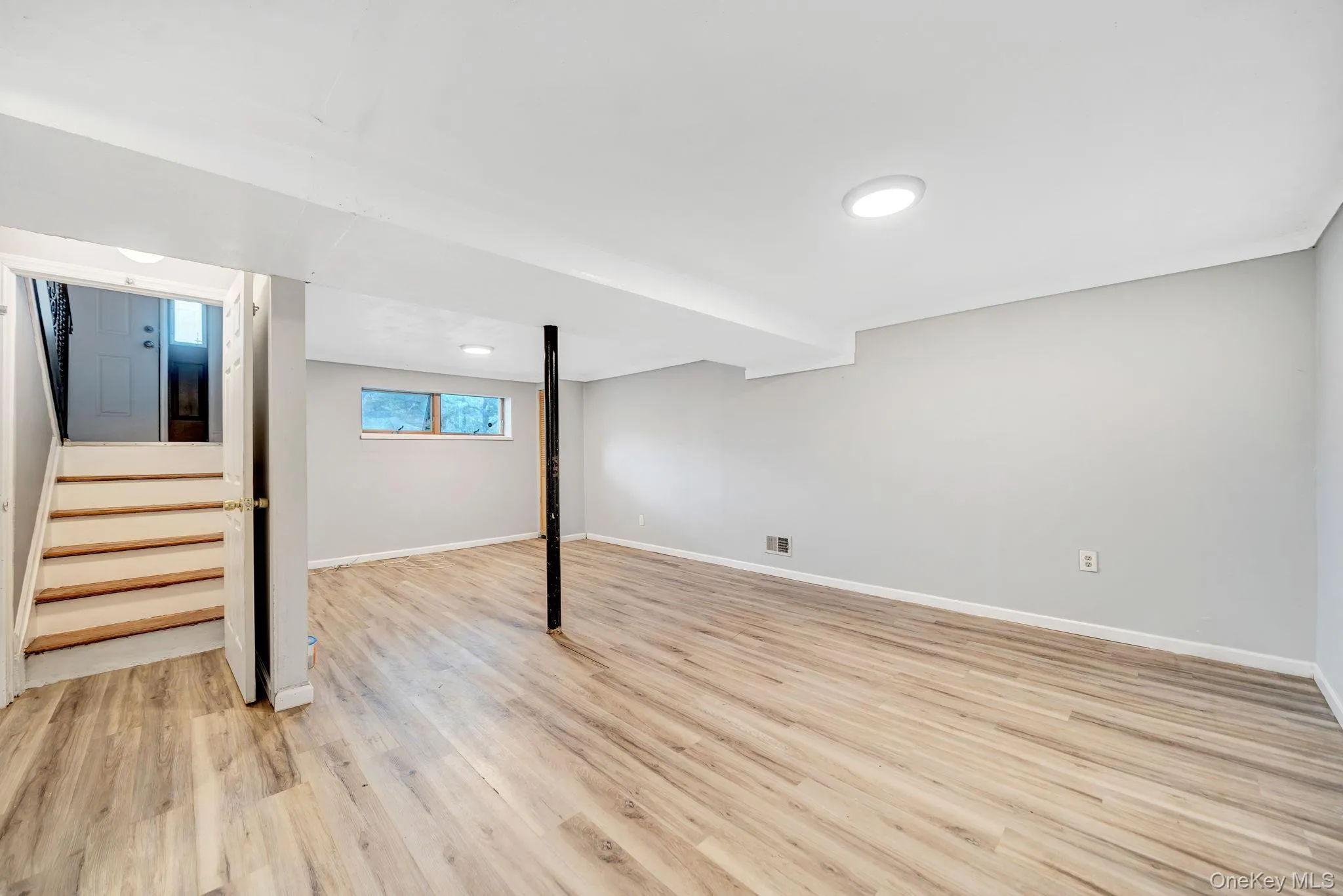 21 University Drive, Brookhaven, NY, 4 Bedrooms Bedrooms, 11 Rooms Rooms,2 BathroomsBathrooms,Residential,For Rent,University,0,1036382 21 University Drive, Brookhaven, NY, 4 Bedrooms Bedrooms, 11 Rooms Rooms,2 BathroomsBathrooms,Residential,For Rent,University,0,1036382