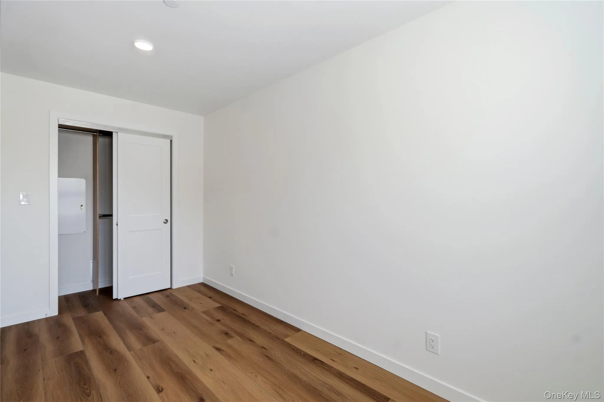 6247 60th Street, New York, NY, 3 Bedrooms Bedrooms, 6 Rooms Rooms,1 BathroomBathrooms,Residential Lease,For Rent,60th,0,1036384 6247 60th Street, New York, NY, 3 Bedrooms Bedrooms, 6 Rooms Rooms,1 BathroomBathrooms,Residential Lease,For Rent,60th,0,1036384
