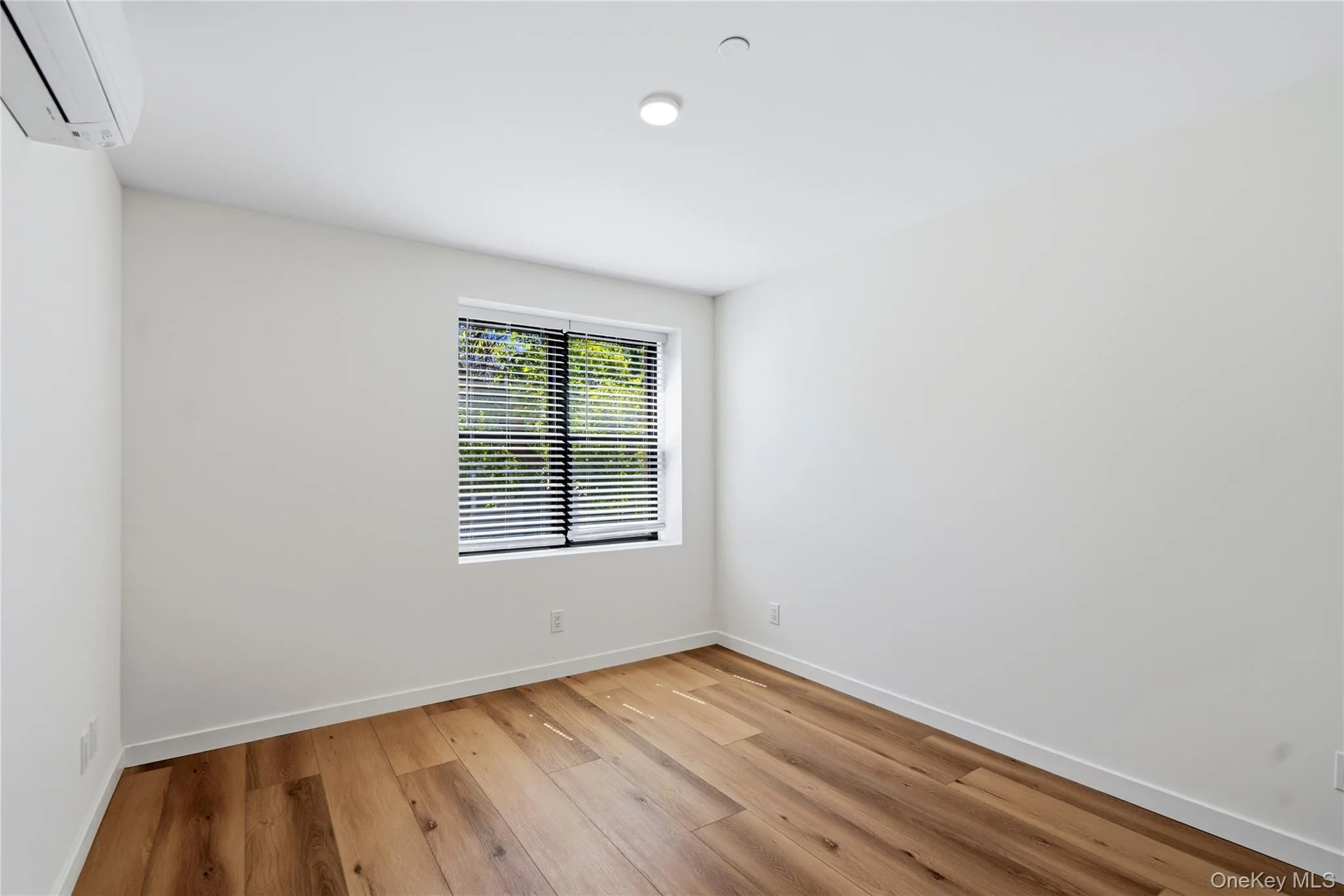 6247 60th Street, New York, NY, 3 Bedrooms Bedrooms, 6 Rooms Rooms,1 BathroomBathrooms,Residential Lease,For Rent,60th,0,1036384 6247 60th Street, New York, NY, 3 Bedrooms Bedrooms, 6 Rooms Rooms,1 BathroomBathrooms,Residential Lease,For Rent,60th,0,1036384