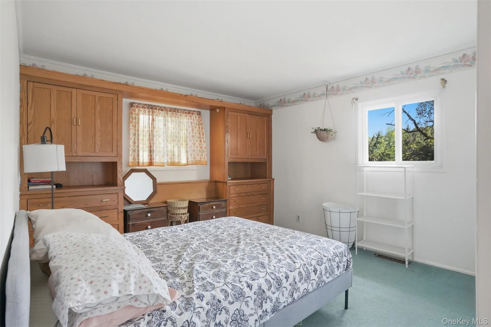 18 Harrington Street, New Paltz, NY, 3 Bedrooms Bedrooms, 3 Rooms Rooms,1 BathroomBathrooms,Residential,For Rent,Harrington,0,1036388 18 Harrington Street, New Paltz, NY, 3 Bedrooms Bedrooms, 3 Rooms Rooms,1 BathroomBathrooms,Residential,For Rent,Harrington,0,1036388