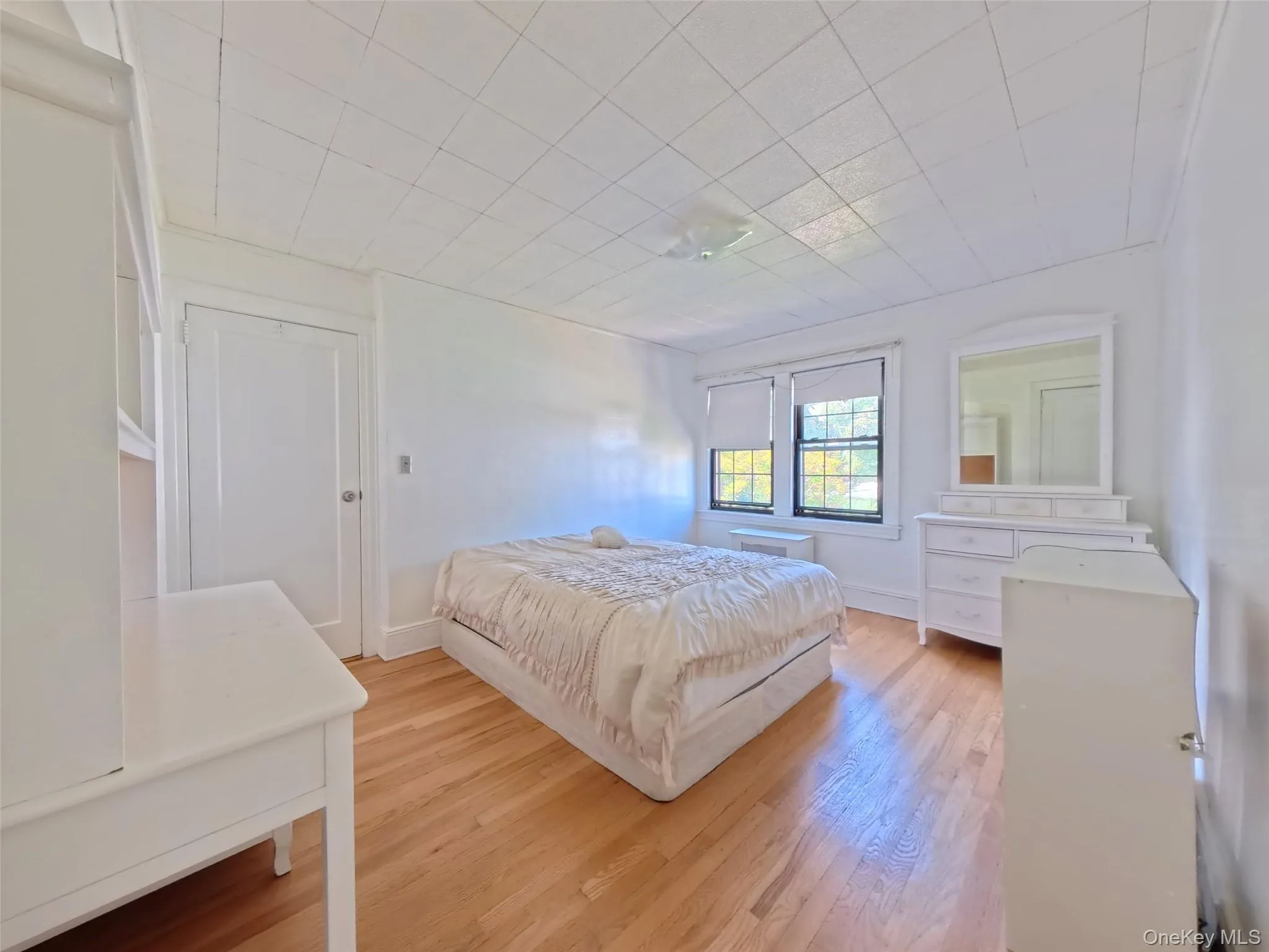398 Bauer Place, Hempstead, NY, 3 Bedrooms Bedrooms, 8 Rooms Rooms,1 BathroomBathrooms,Residential Lease,For Rent,Bauer,0,1036389 398 Bauer Place, Hempstead, NY, 3 Bedrooms Bedrooms, 8 Rooms Rooms,1 BathroomBathrooms,Residential Lease,For Rent,Bauer,0,1036389