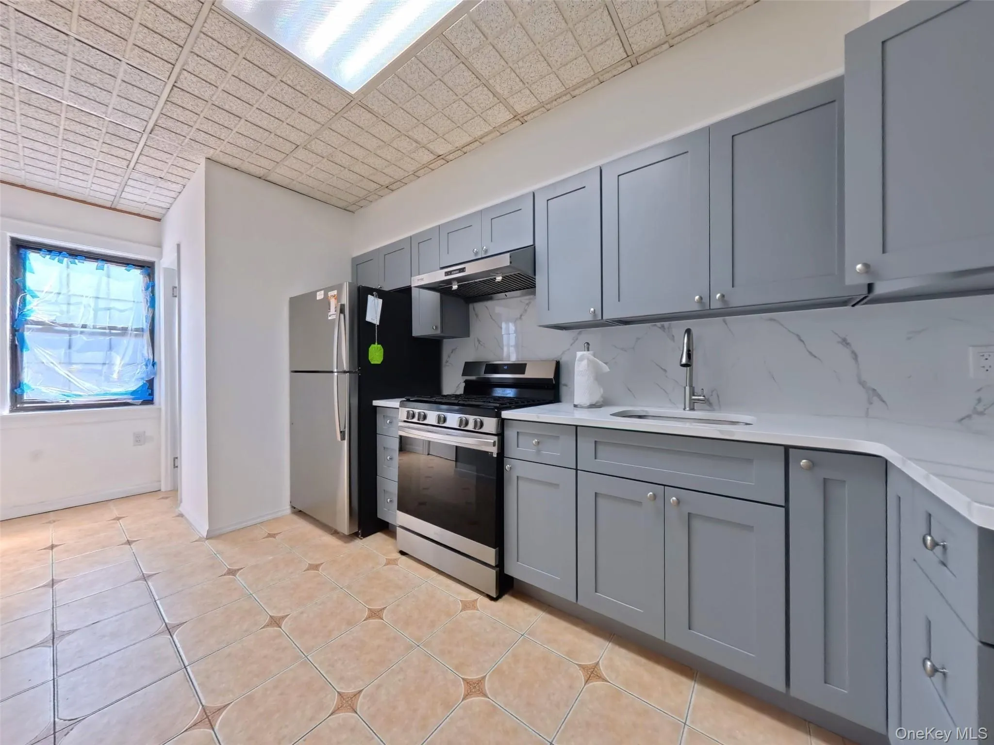 398 Bauer Place, Hempstead, NY, 3 Bedrooms Bedrooms, 8 Rooms Rooms,1 BathroomBathrooms,Residential Lease,For Rent,Bauer,0,1036389 398 Bauer Place, Hempstead, NY, 3 Bedrooms Bedrooms, 8 Rooms Rooms,1 BathroomBathrooms,Residential Lease,For Rent,Bauer,0,1036389
