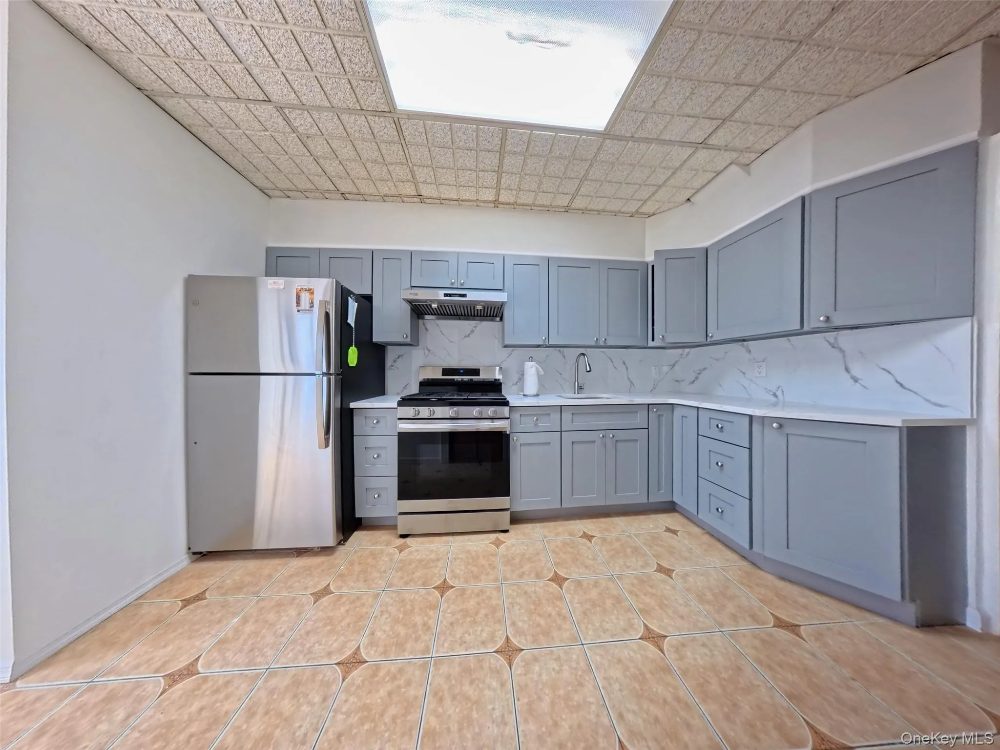 398 Bauer Place, Hempstead, NY, 3 Bedrooms Bedrooms, 8 Rooms Rooms,1 BathroomBathrooms,Residential Lease,For Rent,Bauer,0,1036389 398 Bauer Place, Hempstead, NY, 3 Bedrooms Bedrooms, 8 Rooms Rooms,1 BathroomBathrooms,Residential Lease,For Rent,Bauer,0,1036389