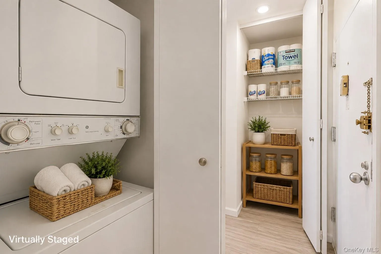 87-30 62nd Avenue, New York, NY, 2 Rooms Rooms,1 BathroomBathrooms,Residential,For Rent,62nd,0,1036390 87-30 62nd Avenue, New York, NY, 2 Rooms Rooms,1 BathroomBathrooms,Residential,For Rent,62nd,0,1036390