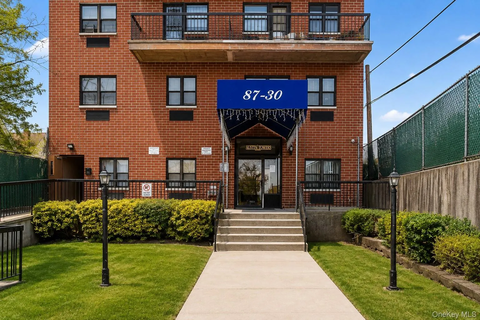 87-30 62nd Avenue, New York, NY, 2 Rooms Rooms,1 BathroomBathrooms,Residential,For Rent,62nd,0,1036390 87-30 62nd Avenue, New York, NY, 2 Rooms Rooms,1 BathroomBathrooms,Residential,For Rent,62nd,0,1036390
