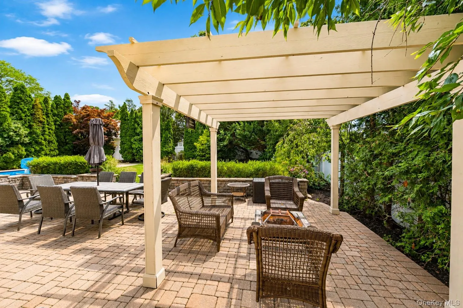 70 Nursery Street, Oyster Bay, NY, 4 Bedrooms Bedrooms, 9 Rooms Rooms,3 BathroomsBathrooms,Residential,For Rent,Nursery,0,1036391 70 Nursery Street, Oyster Bay, NY, 4 Bedrooms Bedrooms, 9 Rooms Rooms,3 BathroomsBathrooms,Residential,For Rent,Nursery,0,1036391