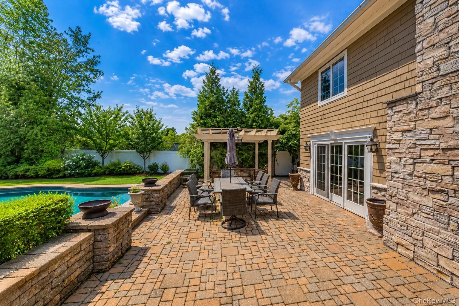 70 Nursery Street, Oyster Bay, NY, 4 Bedrooms Bedrooms, 9 Rooms Rooms,3 BathroomsBathrooms,Residential,For Rent,Nursery,0,1036391 70 Nursery Street, Oyster Bay, NY, 4 Bedrooms Bedrooms, 9 Rooms Rooms,3 BathroomsBathrooms,Residential,For Rent,Nursery,0,1036391