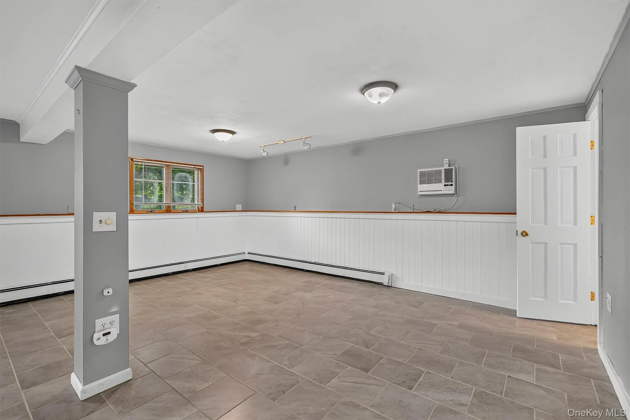 8 Bridle Lane, Chester Town, NY, 4 Bedrooms Bedrooms, 8 Rooms Rooms,1 BathroomBathrooms,Residential,For Rent,Bridle,0,1036394 8 Bridle Lane, Chester Town, NY, 4 Bedrooms Bedrooms, 8 Rooms Rooms,1 BathroomBathrooms,Residential,For Rent,Bridle,0,1036394