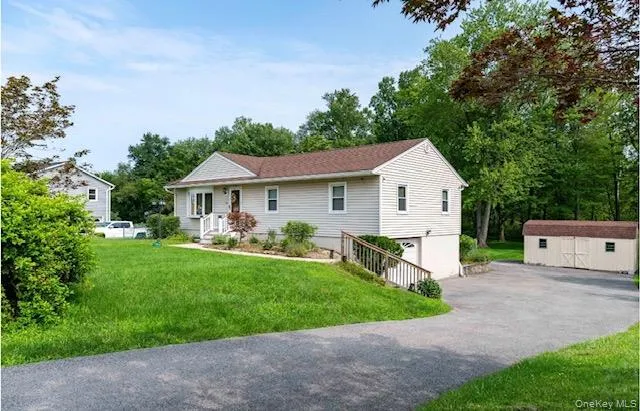 One level living at it's finest! Freshly painted and ready for moving day! One level living at it's finest! Freshly painted and ready for moving day!