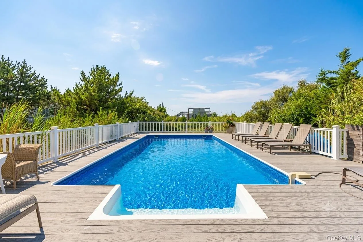 800 Dune Road, Southampton, NY, 3 Bedrooms Bedrooms, 5 Rooms Rooms,2 BathroomsBathrooms,Residential Lease,For Rent,Dune,0,1036398 800 Dune Road, Southampton, NY, 3 Bedrooms Bedrooms, 5 Rooms Rooms,2 BathroomsBathrooms,Residential Lease,For Rent,Dune,0,1036398
