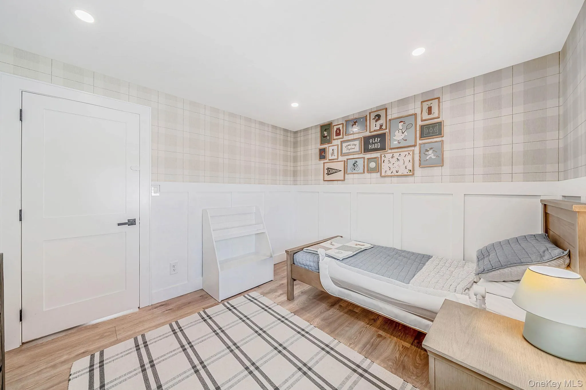36 Mayflower Avenue, Smithtown, NY, 3 Bedrooms Bedrooms, 7 Rooms Rooms,1 BathroomBathrooms,Residential,For Rent,Mayflower,0,1036399 36 Mayflower Avenue, Smithtown, NY, 3 Bedrooms Bedrooms, 7 Rooms Rooms,1 BathroomBathrooms,Residential,For Rent,Mayflower,0,1036399