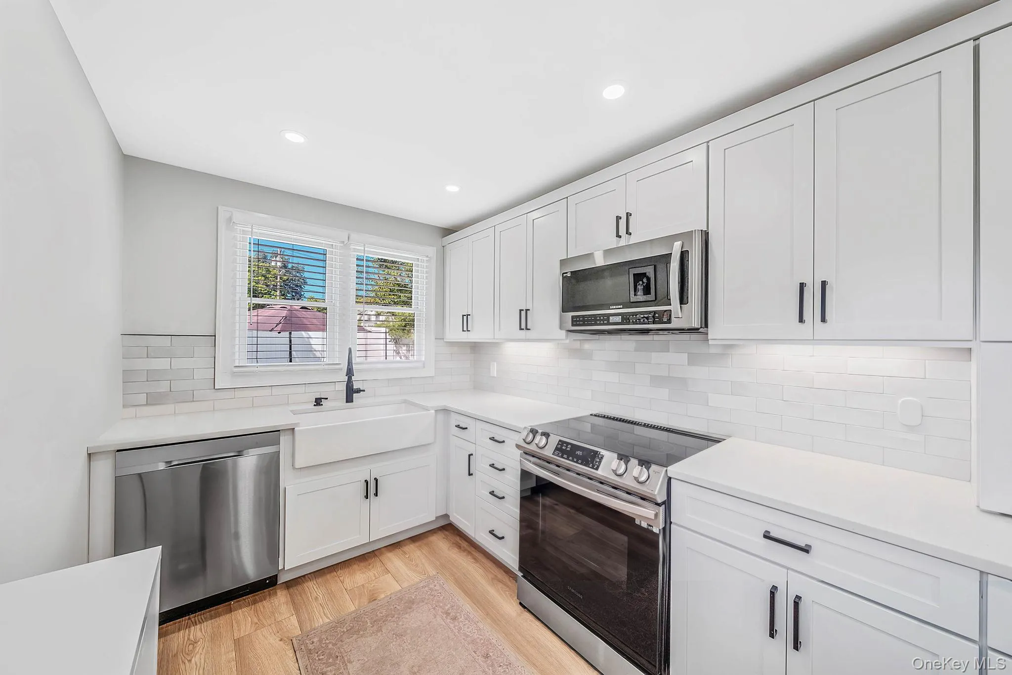 36 Mayflower Avenue, Smithtown, NY, 3 Bedrooms Bedrooms, 7 Rooms Rooms,1 BathroomBathrooms,Residential,For Rent,Mayflower,0,1036399 36 Mayflower Avenue, Smithtown, NY, 3 Bedrooms Bedrooms, 7 Rooms Rooms,1 BathroomBathrooms,Residential,For Rent,Mayflower,0,1036399