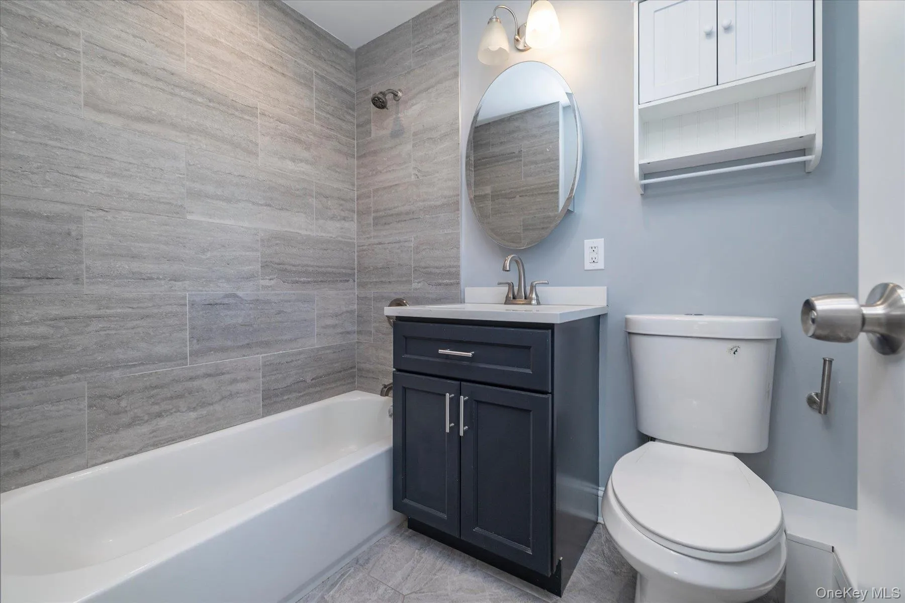 121 Raymond Street, Hempstead, NY, 2 Bedrooms Bedrooms, 5 Rooms Rooms,1 BathroomBathrooms,Residential Lease,For Rent,Raymond,0,1036402 121 Raymond Street, Hempstead, NY, 2 Bedrooms Bedrooms, 5 Rooms Rooms,1 BathroomBathrooms,Residential Lease,For Rent,Raymond,0,1036402