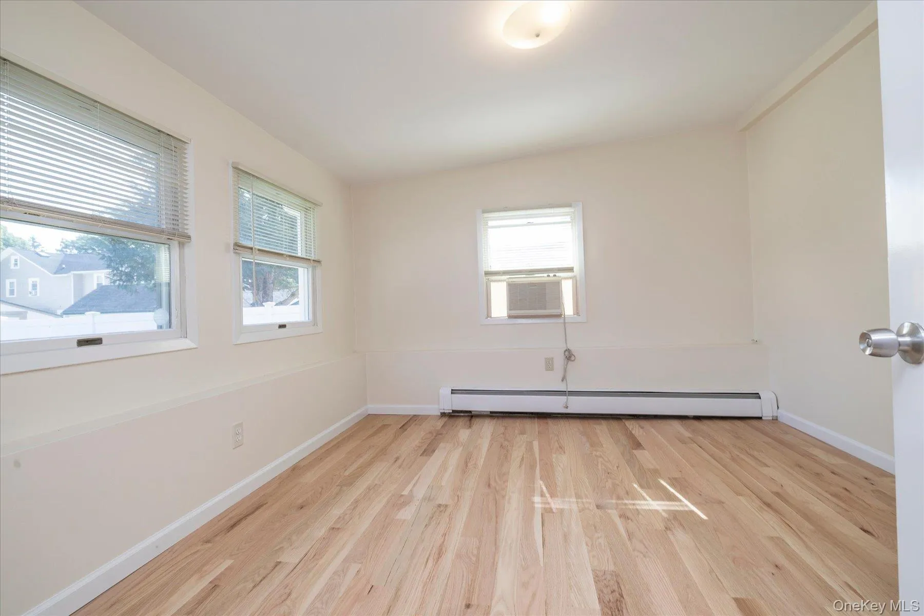 121 Raymond Street, Hempstead, NY, 2 Bedrooms Bedrooms, 5 Rooms Rooms,1 BathroomBathrooms,Residential Lease,For Rent,Raymond,0,1036402 121 Raymond Street, Hempstead, NY, 2 Bedrooms Bedrooms, 5 Rooms Rooms,1 BathroomBathrooms,Residential Lease,For Rent,Raymond,0,1036402