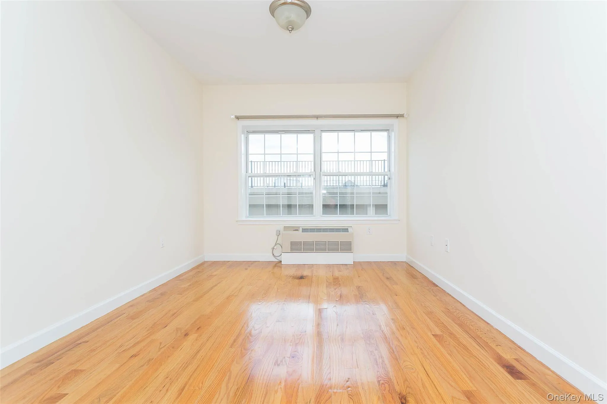 150-31 12th Avenue, New York, NY, 1 Bedroom Bedrooms, 3 Rooms Rooms,1 BathroomBathrooms,Residential,For Rent,12th,0,1036404 150-31 12th Avenue, New York, NY, 1 Bedroom Bedrooms, 3 Rooms Rooms,1 BathroomBathrooms,Residential,For Rent,12th,0,1036404