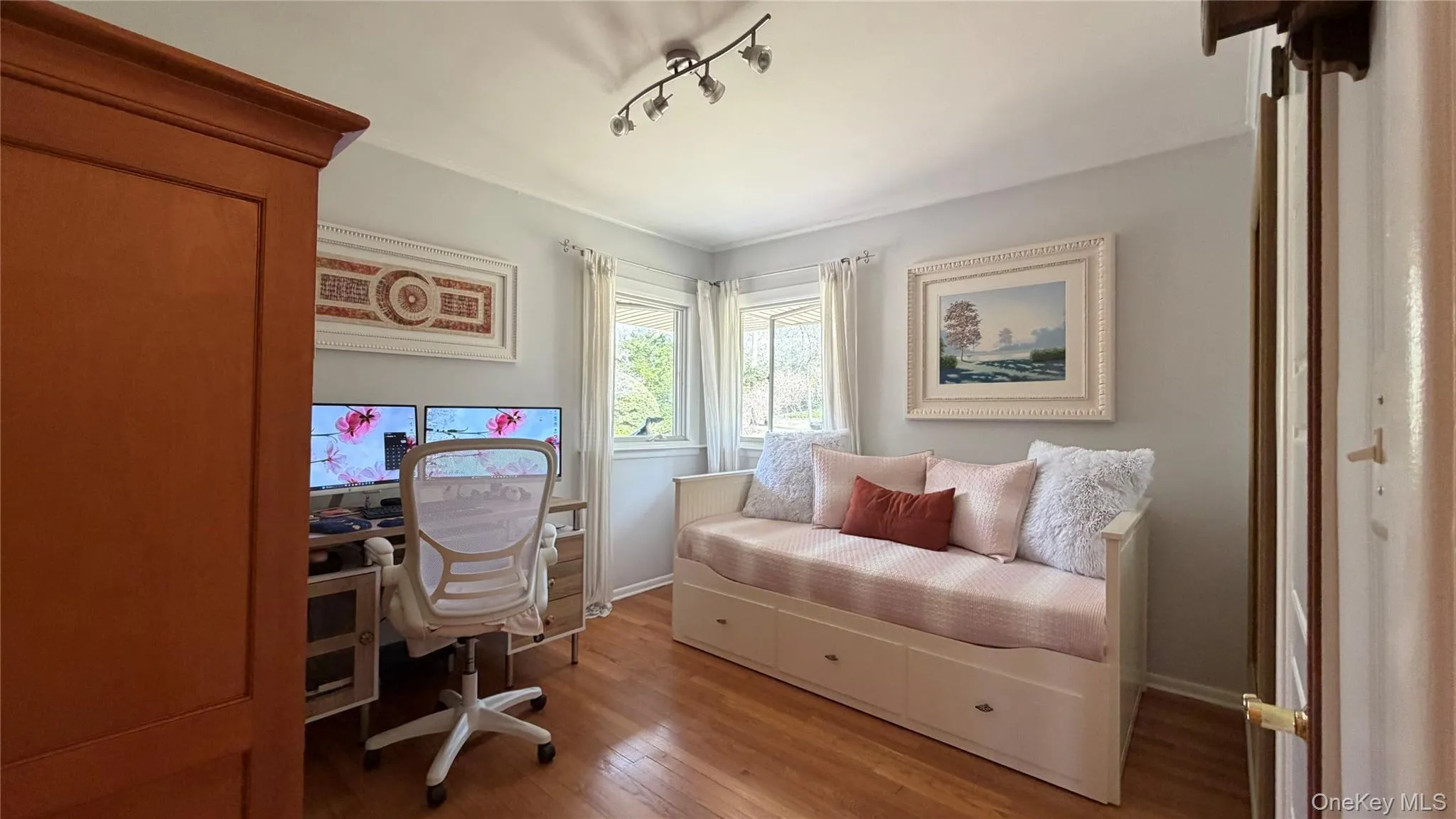 271 Terry Road, Smithtown, NY, 3 Bedrooms Bedrooms, 7 Rooms Rooms,2 BathroomsBathrooms,Residential,For Rent,Terry,0,1036406 271 Terry Road, Smithtown, NY, 3 Bedrooms Bedrooms, 7 Rooms Rooms,2 BathroomsBathrooms,Residential,For Rent,Terry,0,1036406