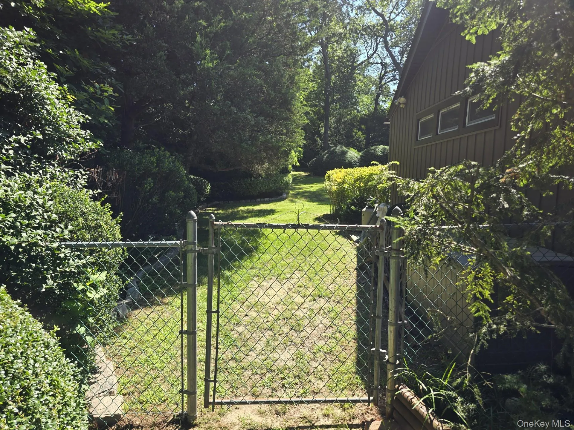 271 Terry Road, Smithtown, NY, 3 Bedrooms Bedrooms, 7 Rooms Rooms,2 BathroomsBathrooms,Residential,For Rent,Terry,0,1036406 271 Terry Road, Smithtown, NY, 3 Bedrooms Bedrooms, 7 Rooms Rooms,2 BathroomsBathrooms,Residential,For Rent,Terry,0,1036406