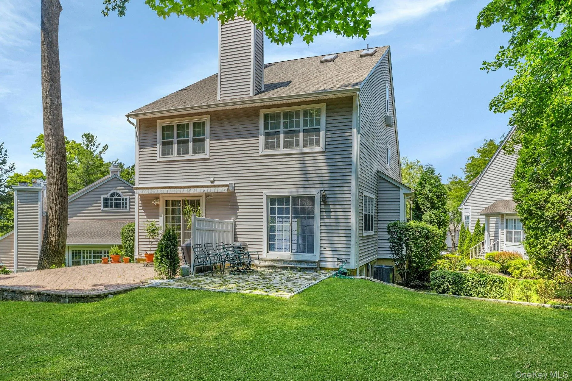 19 Pondview Lane, Yonkers, NY, 2 Bedrooms Bedrooms, 7 Rooms Rooms,2 BathroomsBathrooms,Residential,For Rent,Pondview,0,1036408 19 Pondview Lane, Yonkers, NY, 2 Bedrooms Bedrooms, 7 Rooms Rooms,2 BathroomsBathrooms,Residential,For Rent,Pondview,0,1036408