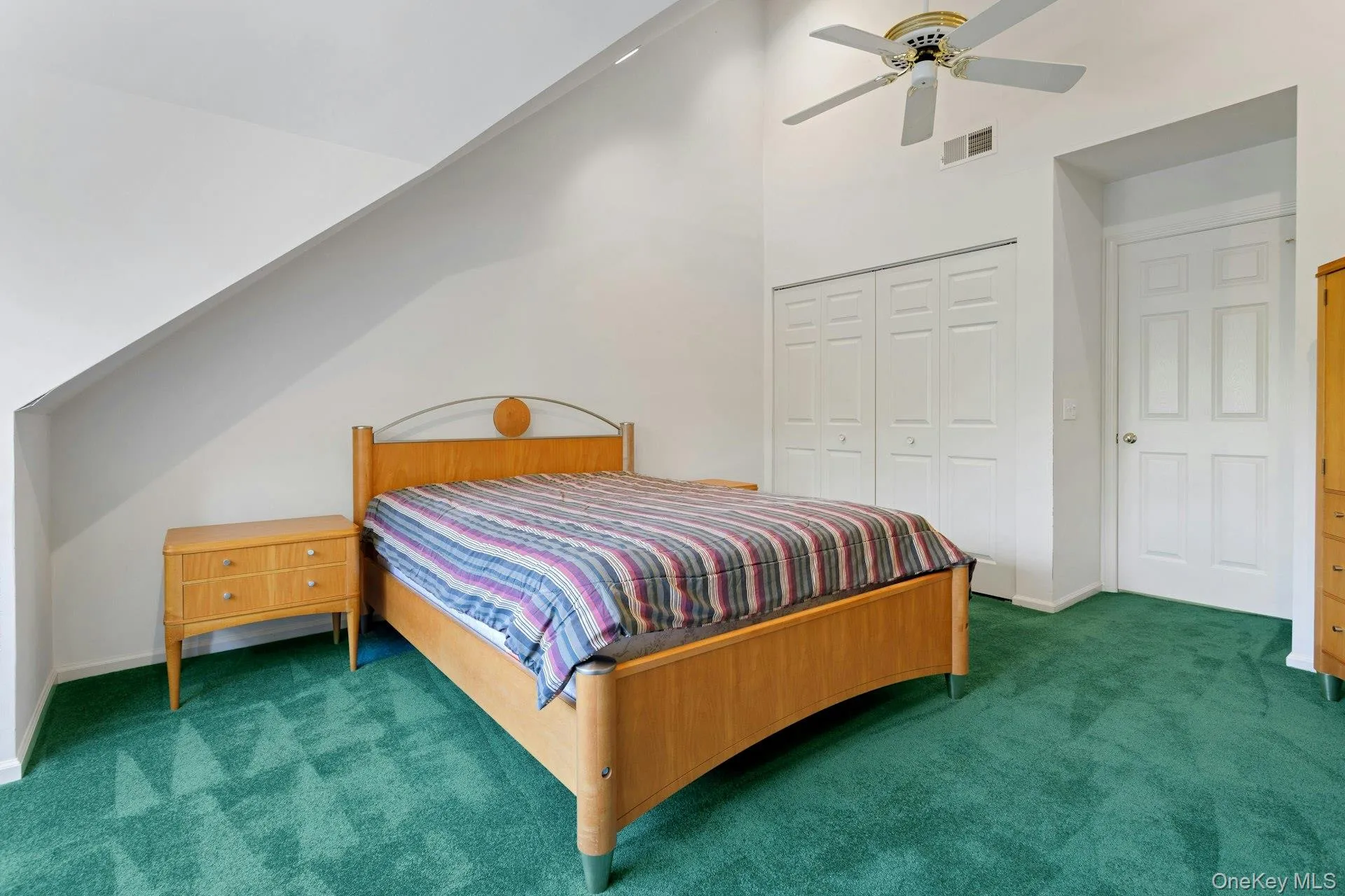 19 Pondview Lane, Yonkers, NY, 2 Bedrooms Bedrooms, 7 Rooms Rooms,2 BathroomsBathrooms,Residential,For Rent,Pondview,0,1036408 19 Pondview Lane, Yonkers, NY, 2 Bedrooms Bedrooms, 7 Rooms Rooms,2 BathroomsBathrooms,Residential,For Rent,Pondview,0,1036408