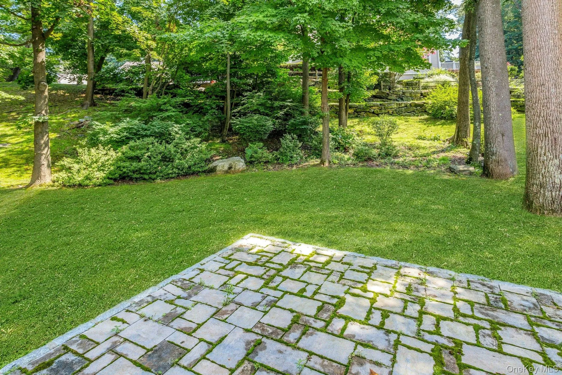 19 Pondview Lane, Yonkers, NY, 2 Bedrooms Bedrooms, 7 Rooms Rooms,2 BathroomsBathrooms,Residential,For Rent,Pondview,0,1036408 19 Pondview Lane, Yonkers, NY, 2 Bedrooms Bedrooms, 7 Rooms Rooms,2 BathroomsBathrooms,Residential,For Rent,Pondview,0,1036408