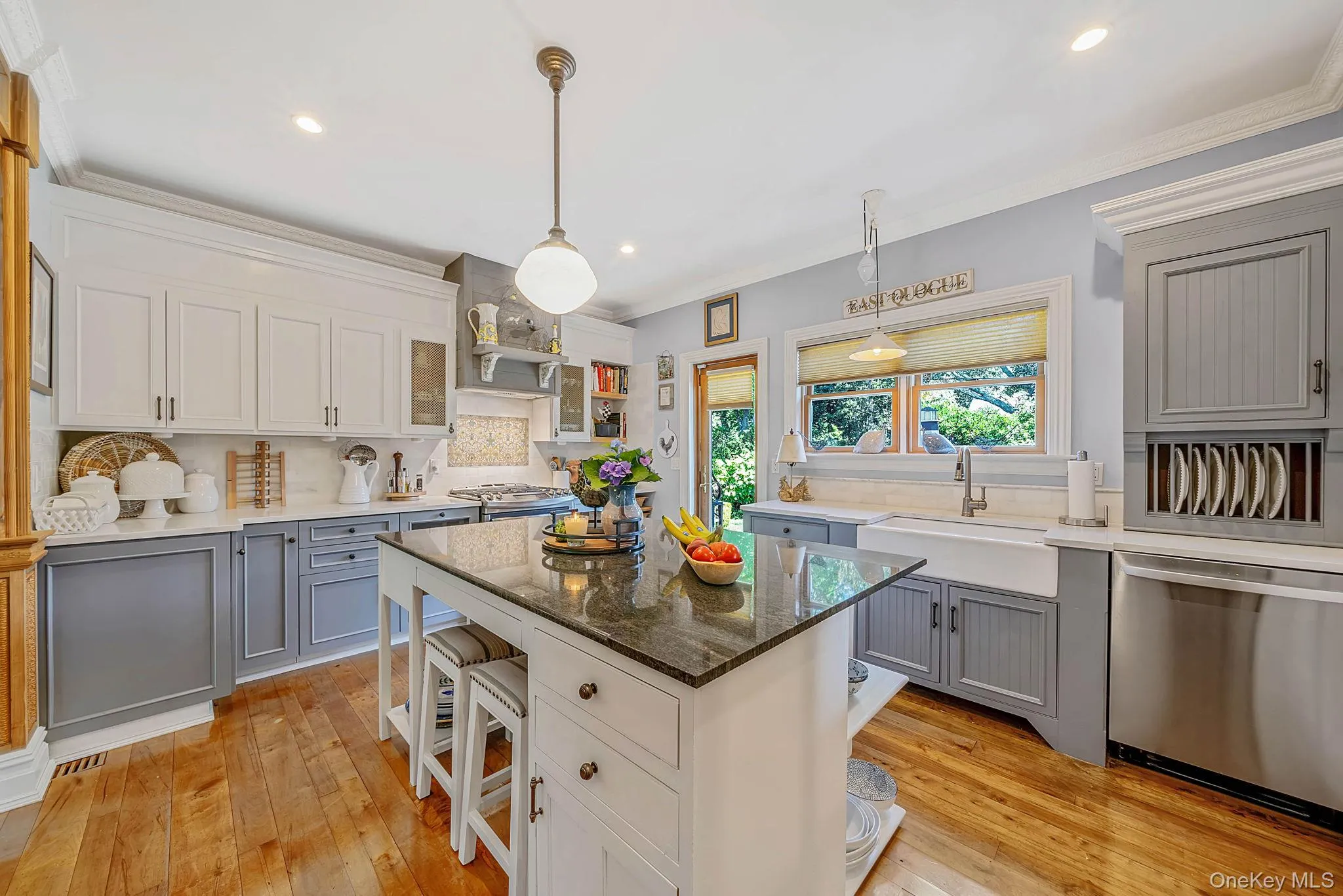 8 Jackson Avenue, Southampton, NY, 4 Bedrooms Bedrooms, 8 Rooms Rooms,4 BathroomsBathrooms,Residential,For Rent,Jackson,0,1036409 8 Jackson Avenue, Southampton, NY, 4 Bedrooms Bedrooms, 8 Rooms Rooms,4 BathroomsBathrooms,Residential,For Rent,Jackson,0,1036409
