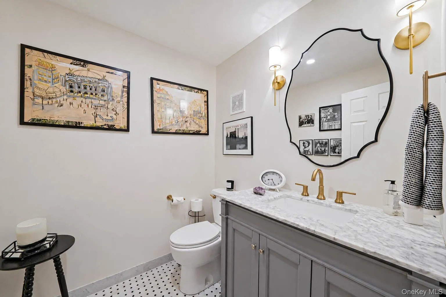 8 Jackson Avenue, Southampton, NY, 4 Bedrooms Bedrooms, 8 Rooms Rooms,4 BathroomsBathrooms,Residential,For Rent,Jackson,0,1036409 8 Jackson Avenue, Southampton, NY, 4 Bedrooms Bedrooms, 8 Rooms Rooms,4 BathroomsBathrooms,Residential,For Rent,Jackson,0,1036409