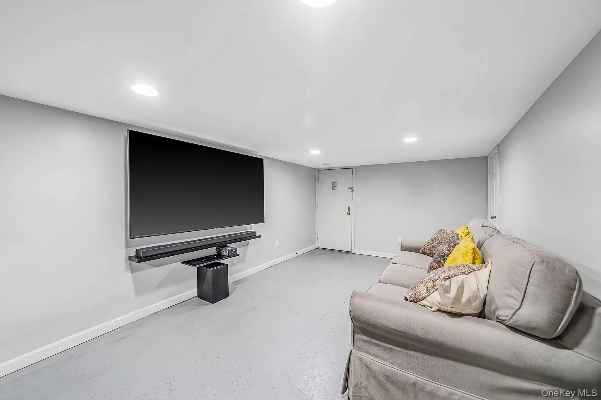 885A Putnam Avenue, New York, NY, 5 Bedrooms Bedrooms, 12 Rooms Rooms,2 BathroomsBathrooms,Residential,For Rent,Putnam,0,1036416 885A Putnam Avenue, New York, NY, 5 Bedrooms Bedrooms, 12 Rooms Rooms,2 BathroomsBathrooms,Residential,For Rent,Putnam,0,1036416